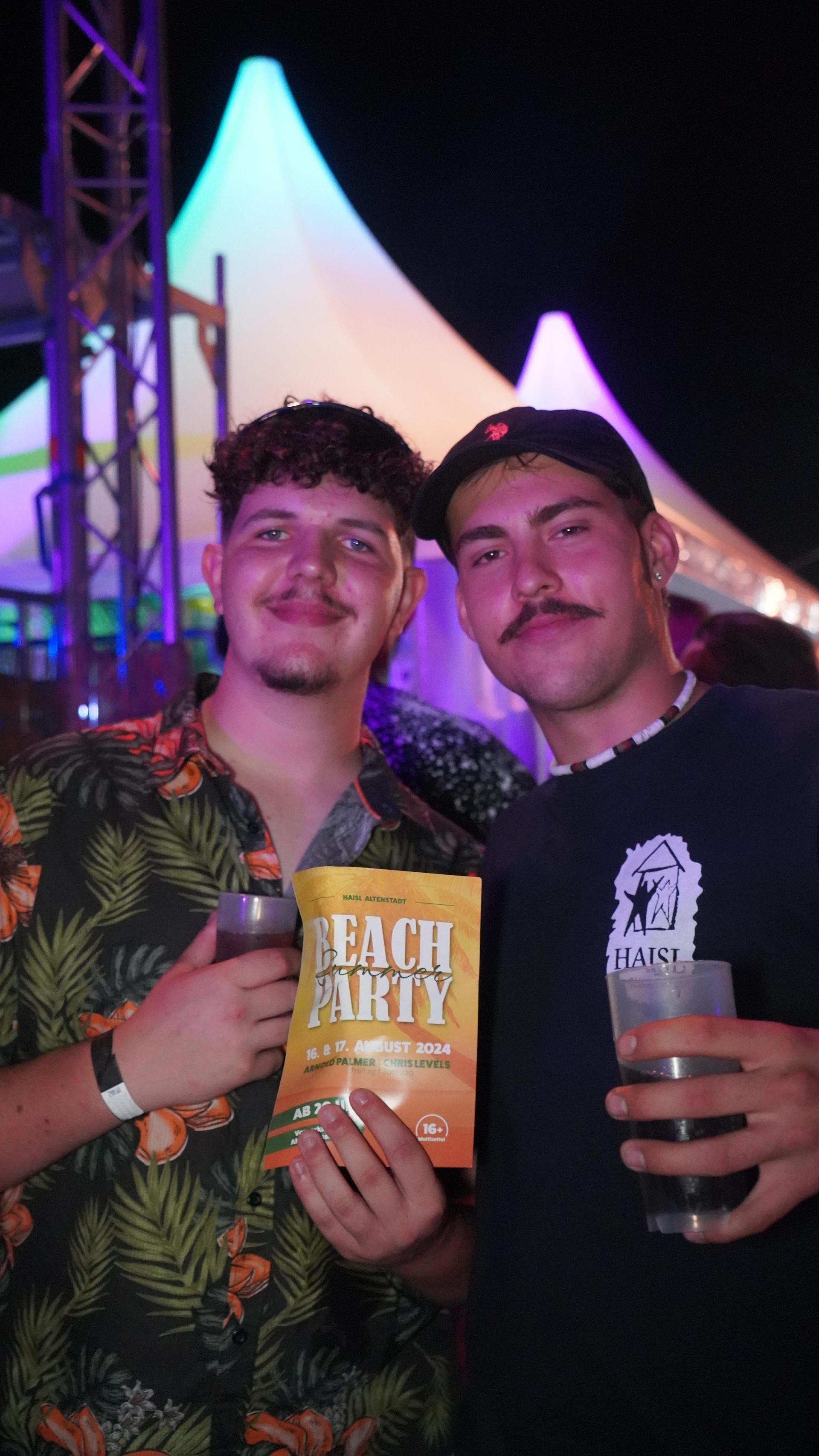 Die „Sandtastic”-Beachparty in Störnstein. (Bild: mcl)