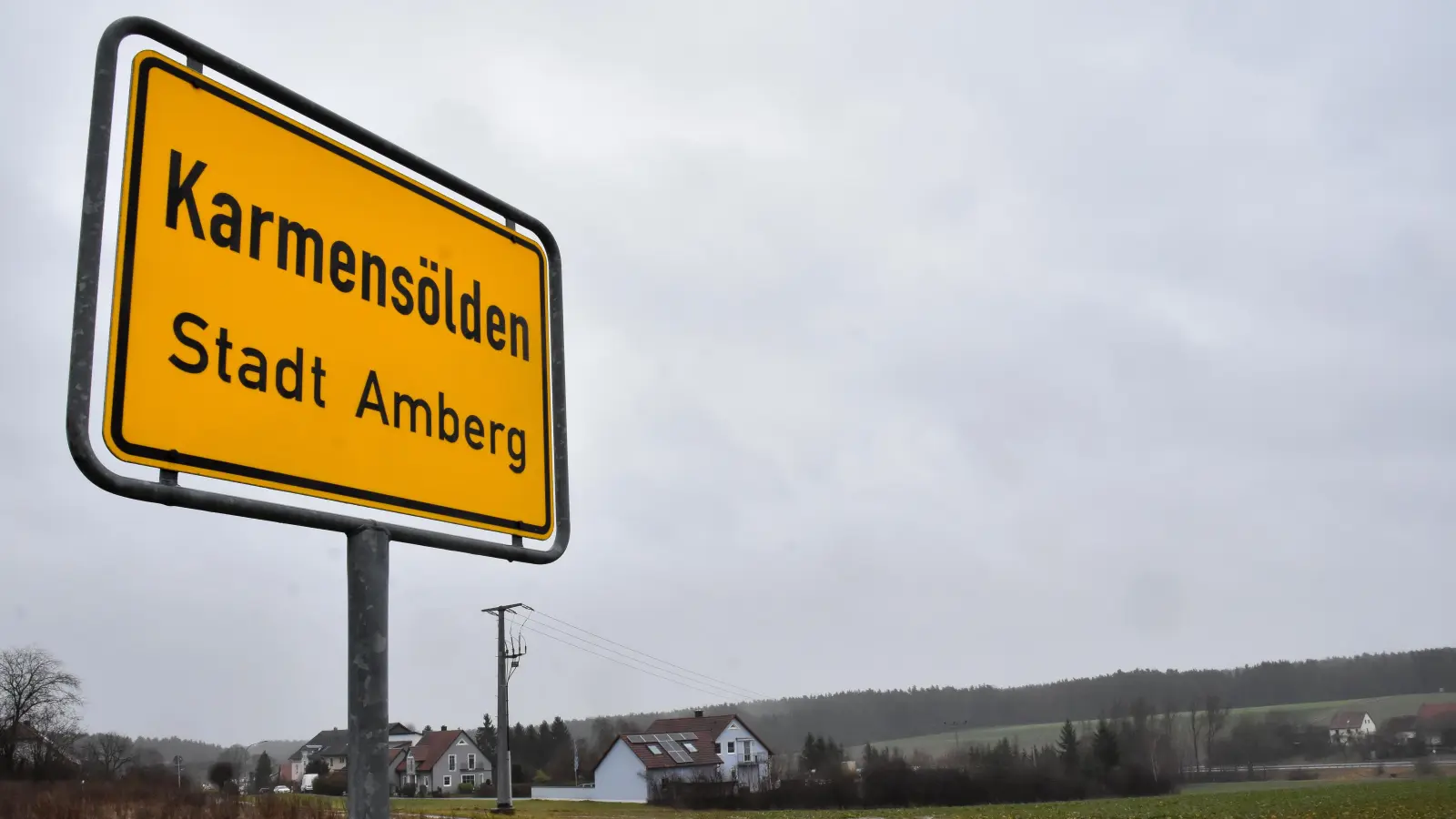 Ab Dienstag, 7. Oktober, bis voraussichtlich 5. Dezember ist der Heinrichsweg/Striegelweg zwischen Schäflohe und Karmensölden gesperrt.  (Symbolbild: Stephan Huber)