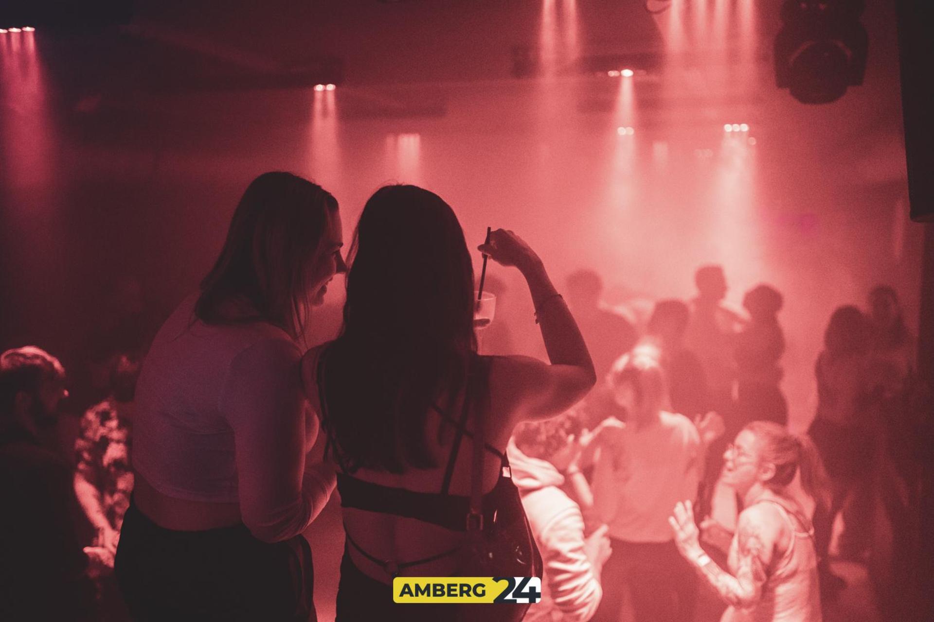 Kinkerlitzchen im Happy Rock. Das sind die Bilder. (Bild: Martin Sponsel)