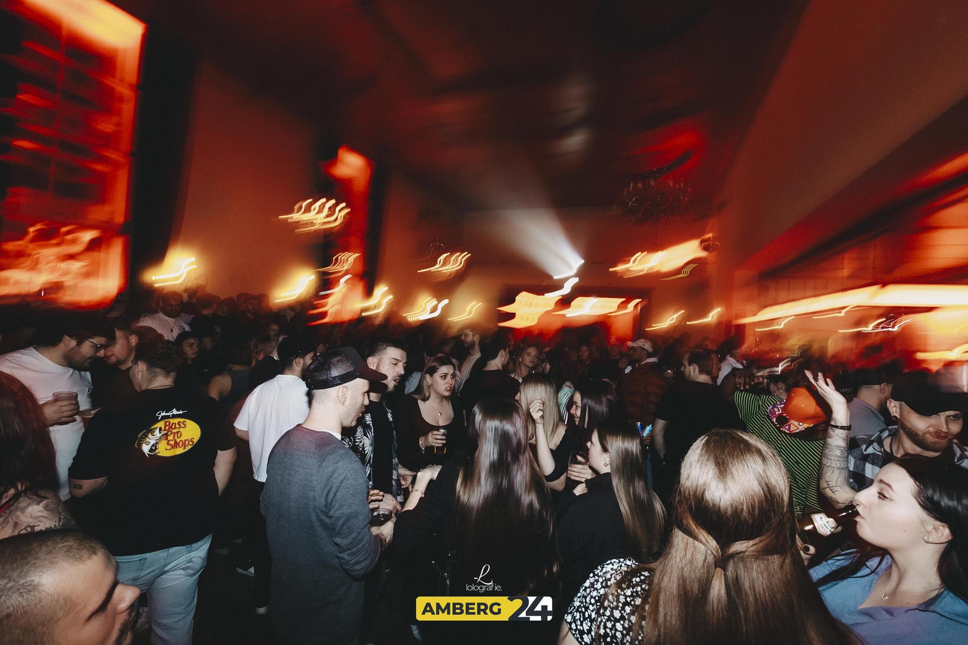 Vibes im Casino Saal ist mittlerweile eine feste Größe.  (Bild: Leonie Hartung )