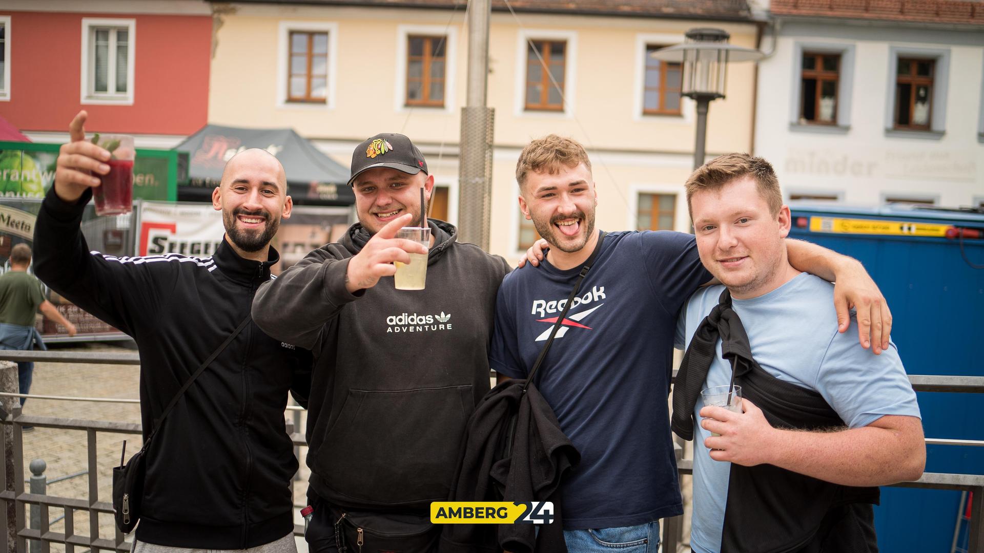 Das sind die Bilder vom Freitagabend vom 2025er-Altstadtfest in Sulzbach-Rosenberg. (Bild: Mario Donhauser)