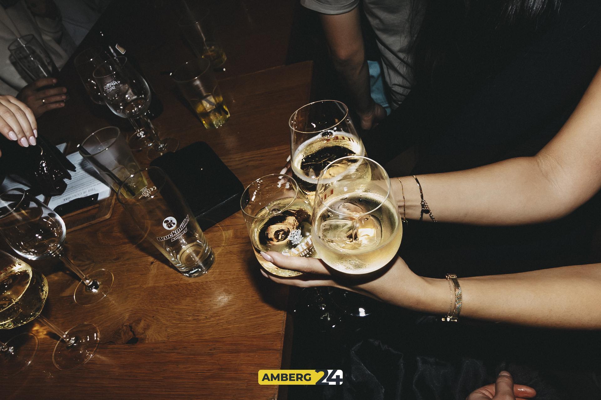 Unsere Fotografin war im Colomba und hat die besten Bilder des Abends für euch. (Bild: Lolografie)