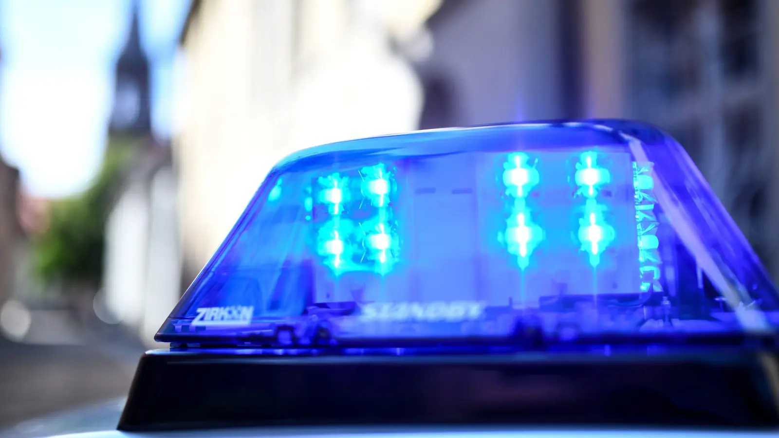Eine Sache der Strafverfolgung wird ein Streit bei einer Plattenparty der Schwarzenfelder Kirwa. (Symbolbild: Patrick Seeger/dpa)