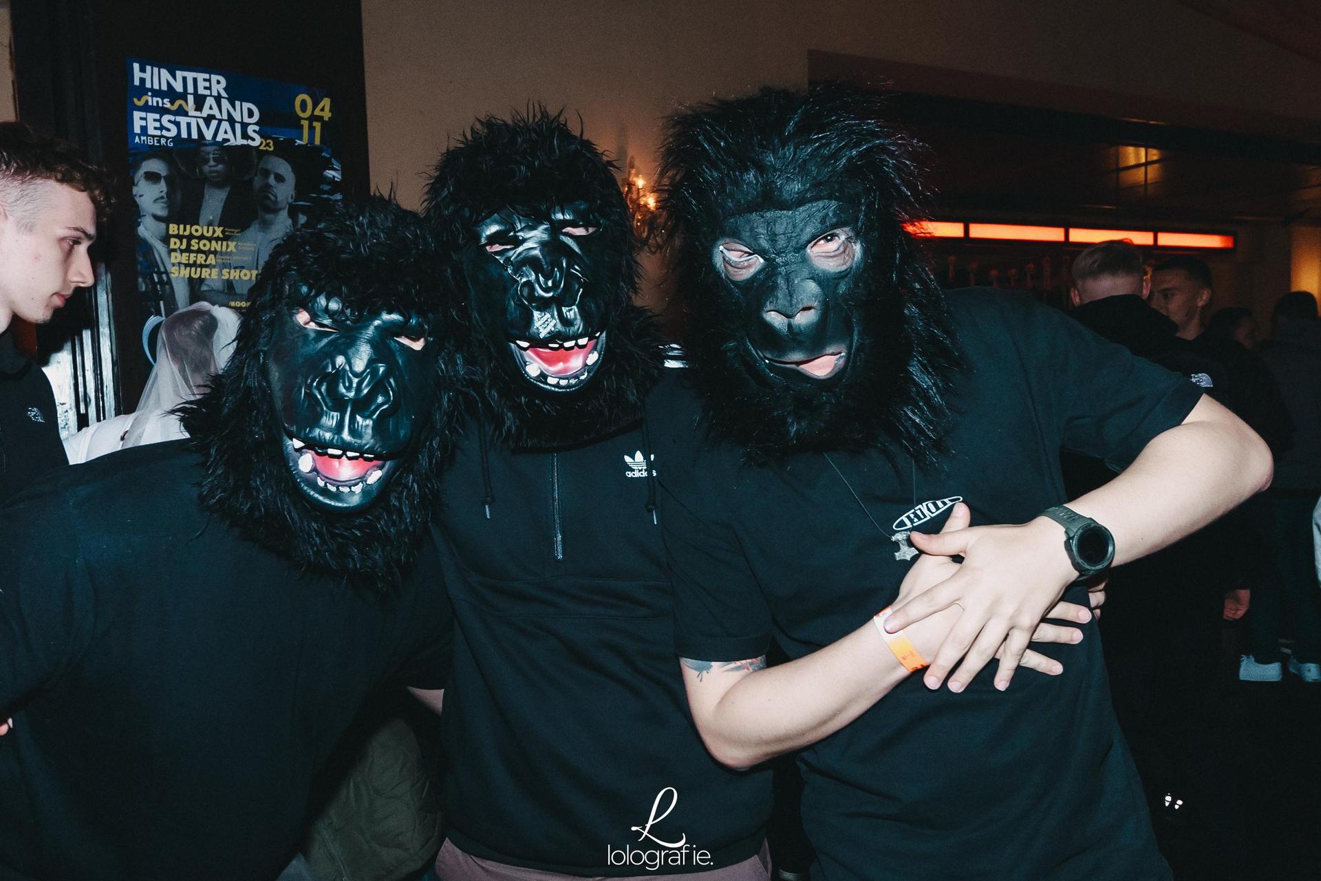 „Creepy Carneval” - das war das Motto der Halloween-Nacht im Casino. Und creepy waren auch viele der Partygäste mit ihren Verkleidungen. (Bild: Leonie Hartung)