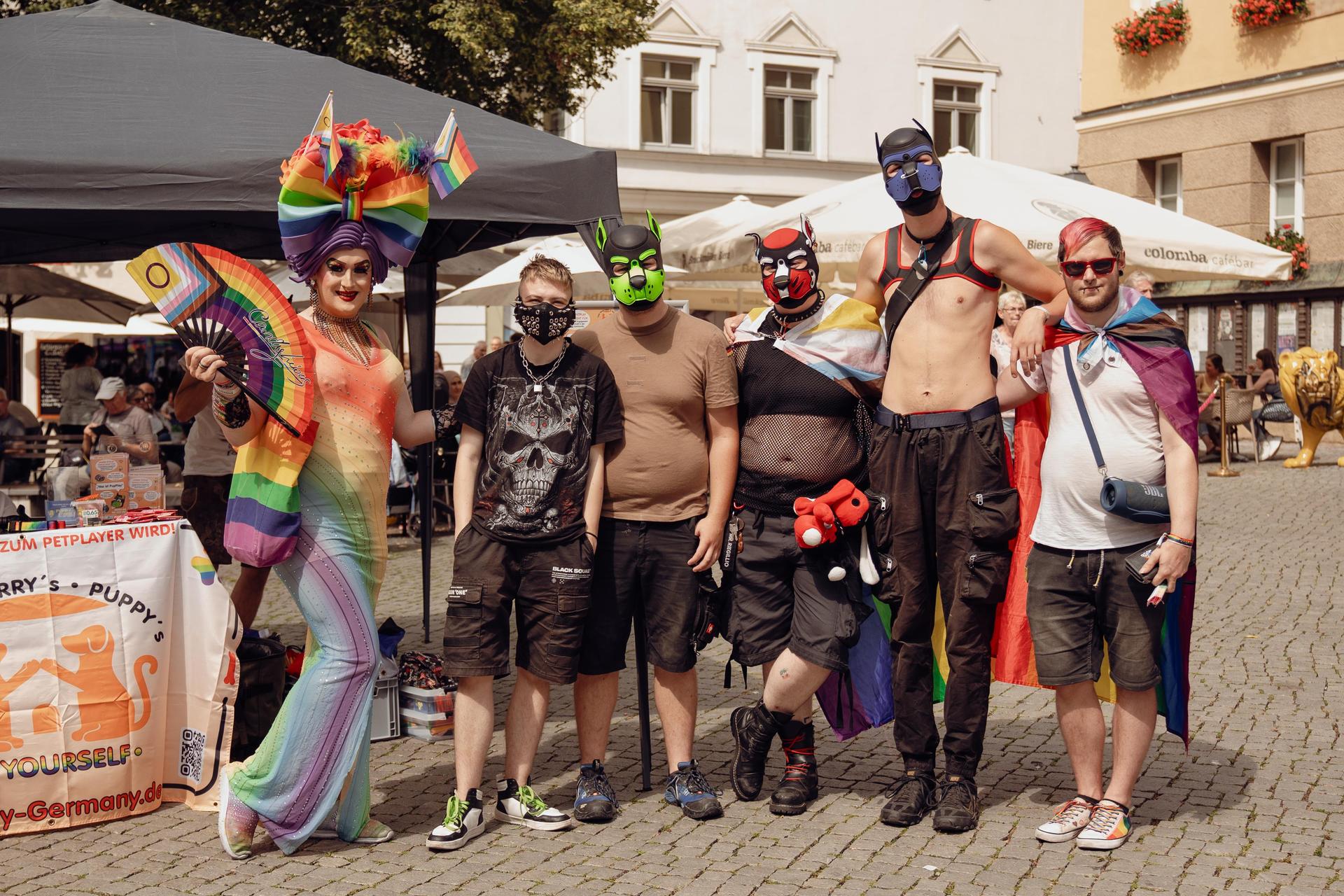 Das war beim Amberger CSD-Demozug am Samstag los. (Bild: Ria Schmidt)