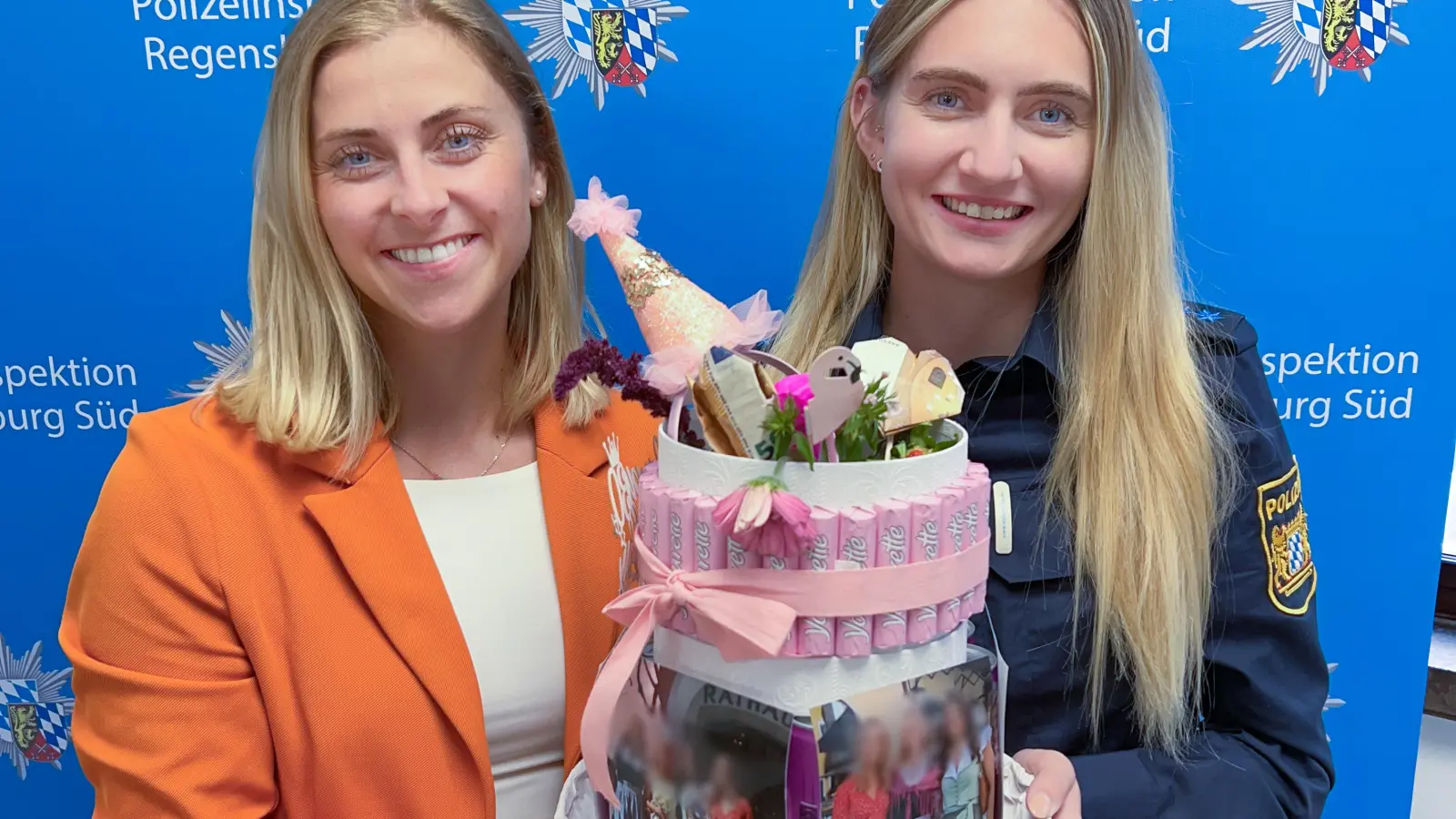 Diese selbstgebastelte Geburtstagstorte wurde bei der Polizei abgegeben. Nach zwei Tagen Suche konnte das Geburtstagskind gefunden werden.  (Bild: Polizeiinspektion Regensburg Süd)