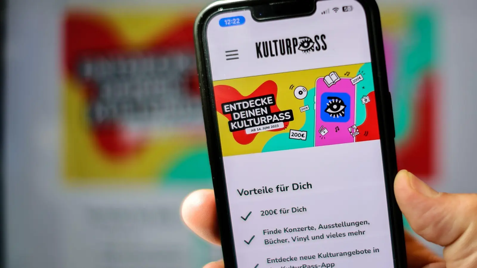 Den Kulturpass für 18-Jährige gab es für zwei Jahrgänge. Jetzt endet das Angebot. (Symbolbild) (Bild: Jan Woitas/dpa)