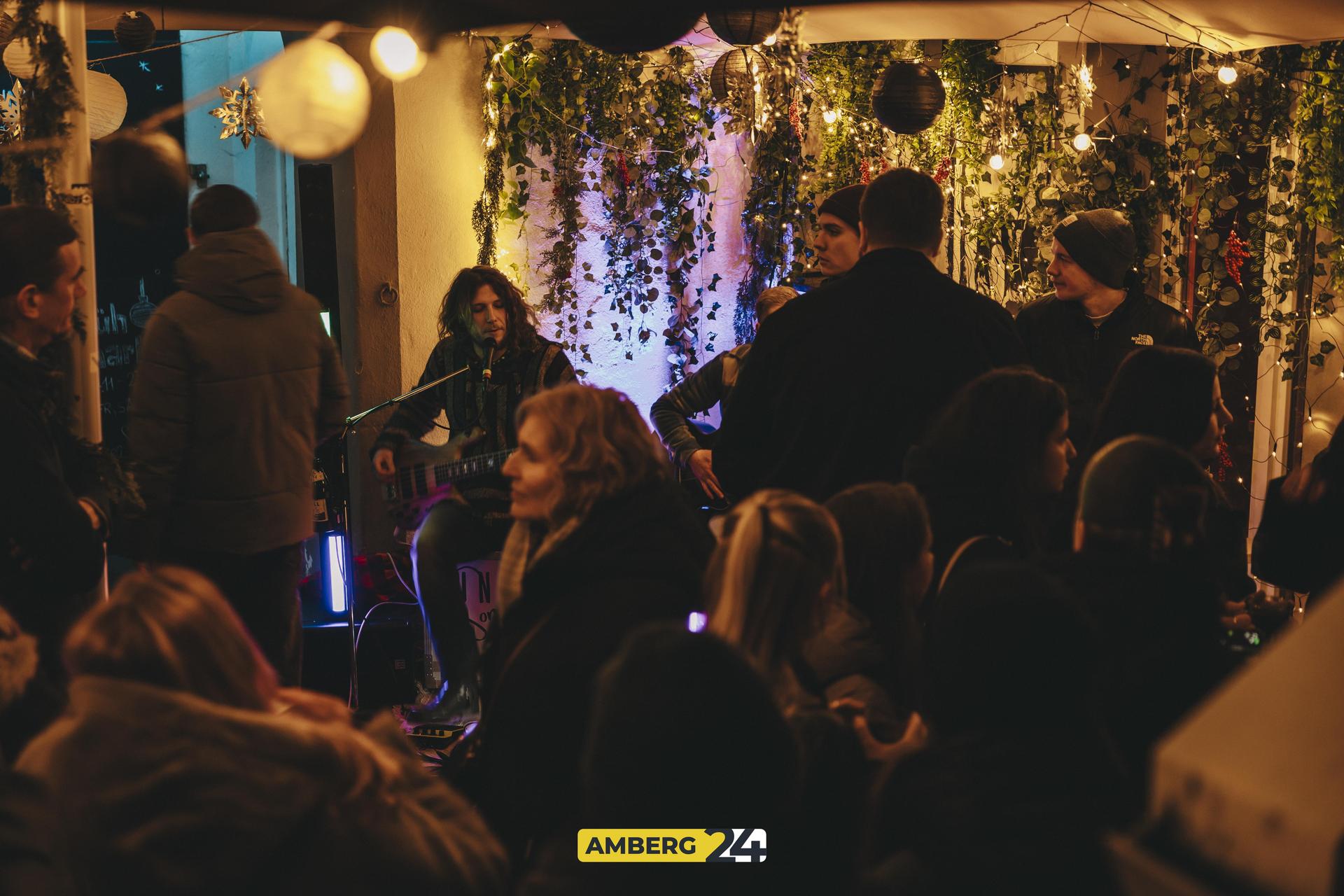 Im UNS in Amberg gab es am Samstag die Sunrise Sons Live. (Bild: Lolografie)