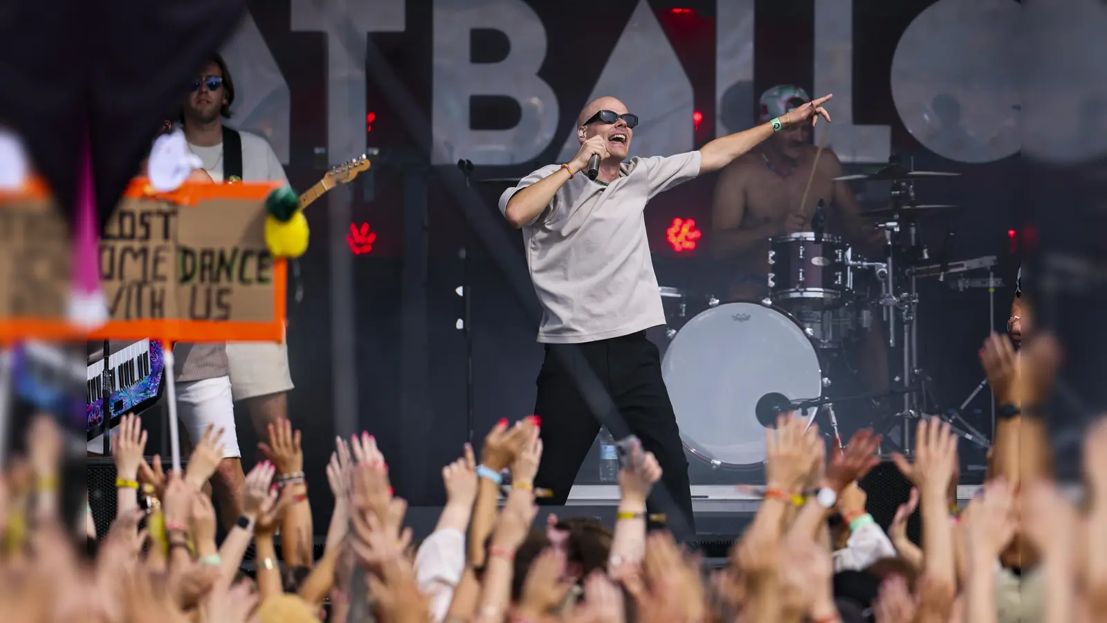 Die Kölner Band Cat Ballou verliert ihr Gründungsmitglied Michael Kraus. Der Musiker starb nach langer Krankheit mit 39 Jahren. (Bild: Christoph Reichwein)