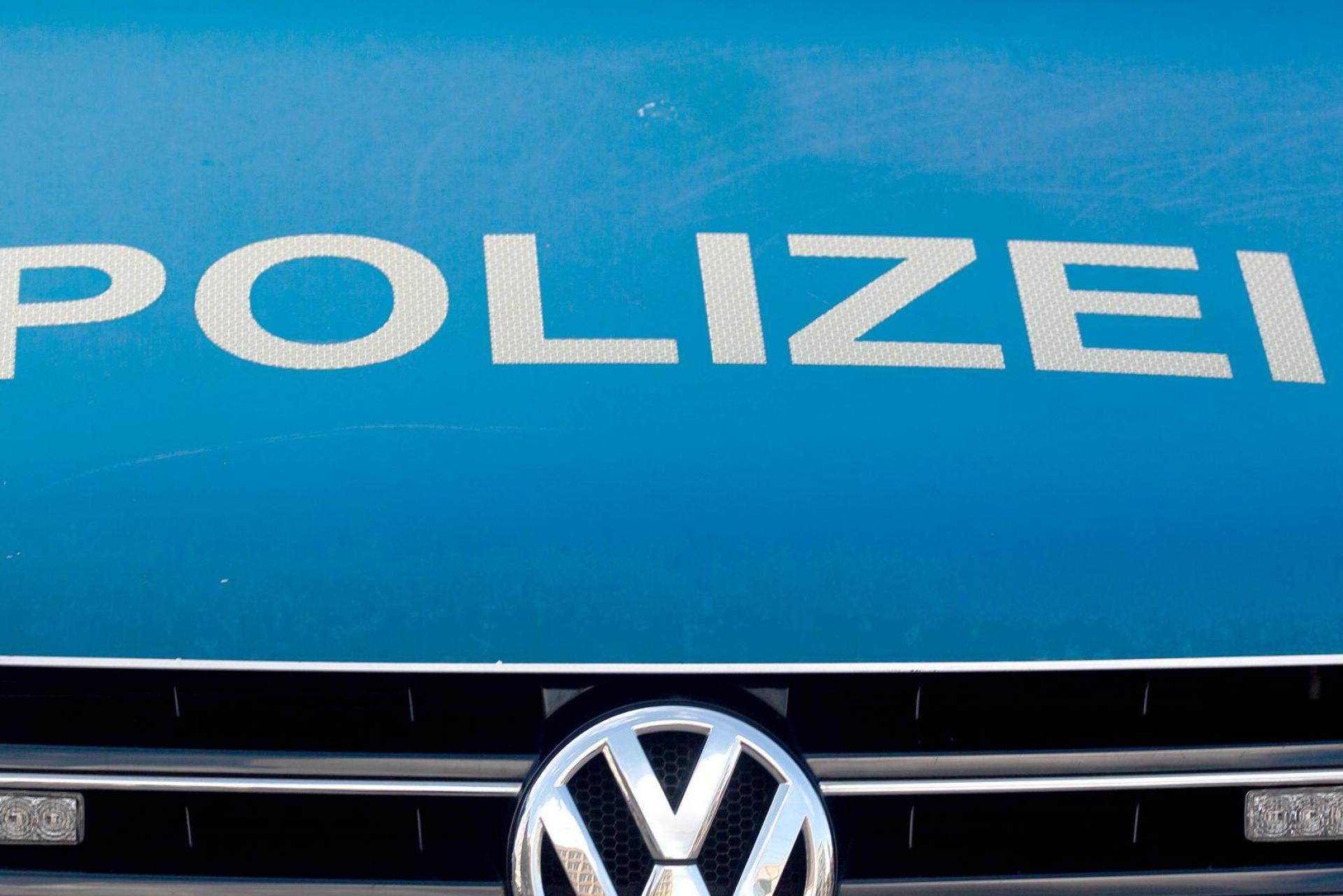 Die Polizei ermittelt nach einem versuchten Einbruch in Sulzbach-Rosenberg. (Symbolbild: Fernando Gutierrez-Juarez/dpa)