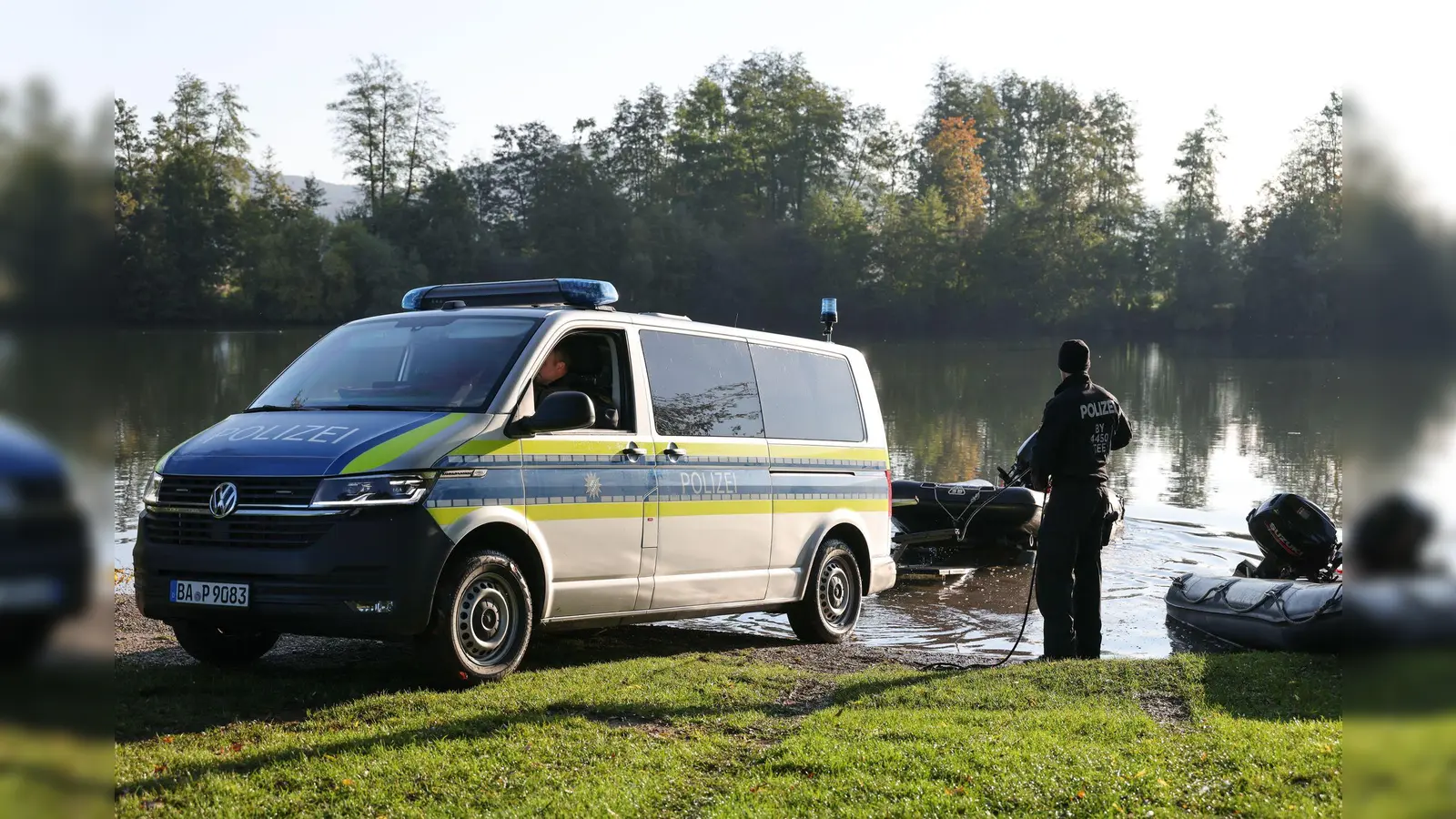 Immer wieder suchte die Polizei in den vergangenen Wochen im Nürnberger Land nach der mutmaßlich getöteten Frau. Nun fanden Ermittler menschliche Überreste einer weiblichen Leiche. (Archivbild) (Bild: Daniel Löb/dpa)