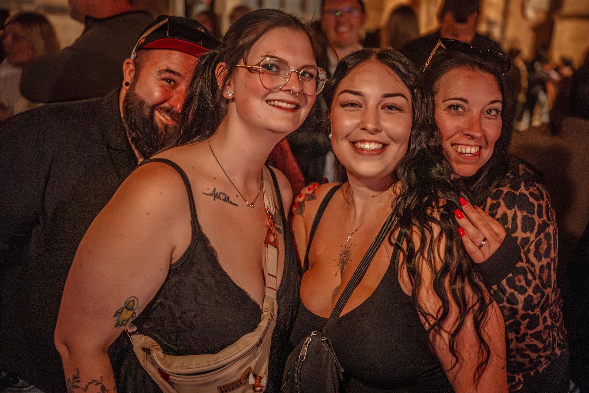 Amberg feiert Altstadtfest und macht die Nacht zum Tag. (Bild: Michael Golinski)