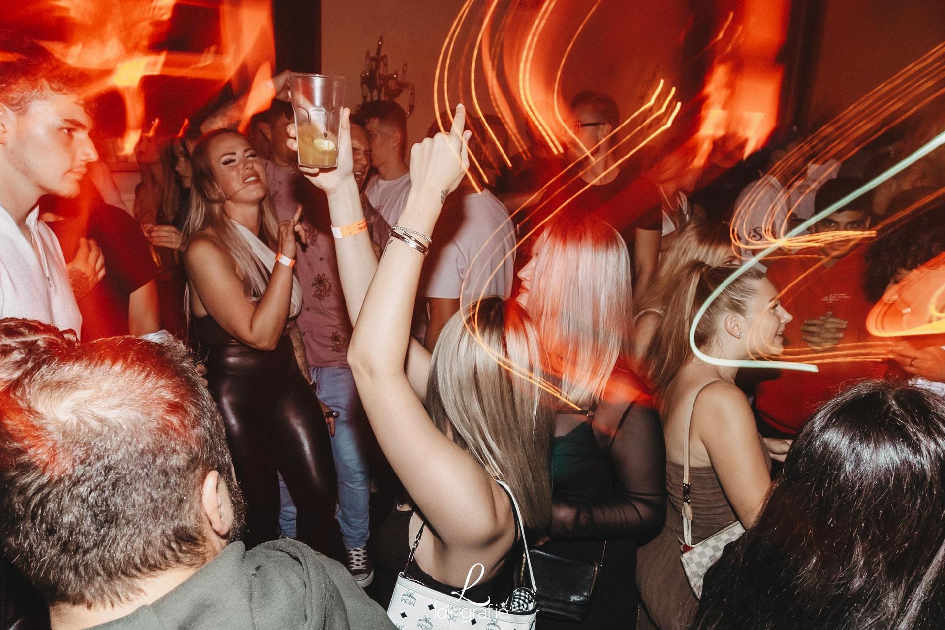 Auch im Casino war bei Amberg tanzt einiges geboten. (Bild: Leonie Hartung)
