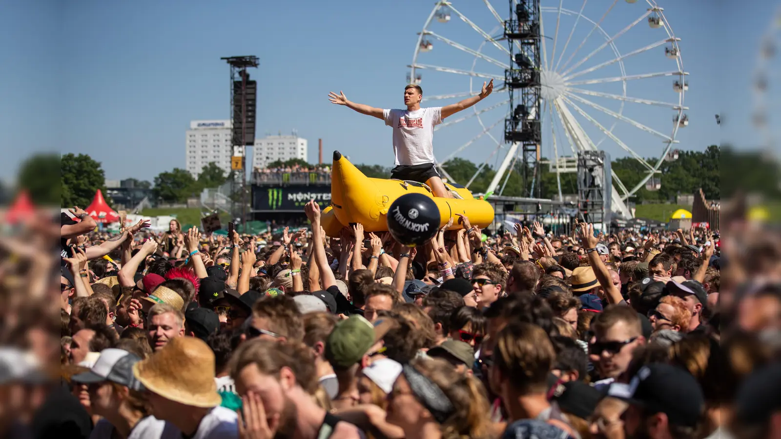 Das Line-Up für Rock im Park in Nürnberg steht für nächstes Jahr fest. (Archivbild: Daniel Karmann/dpa)