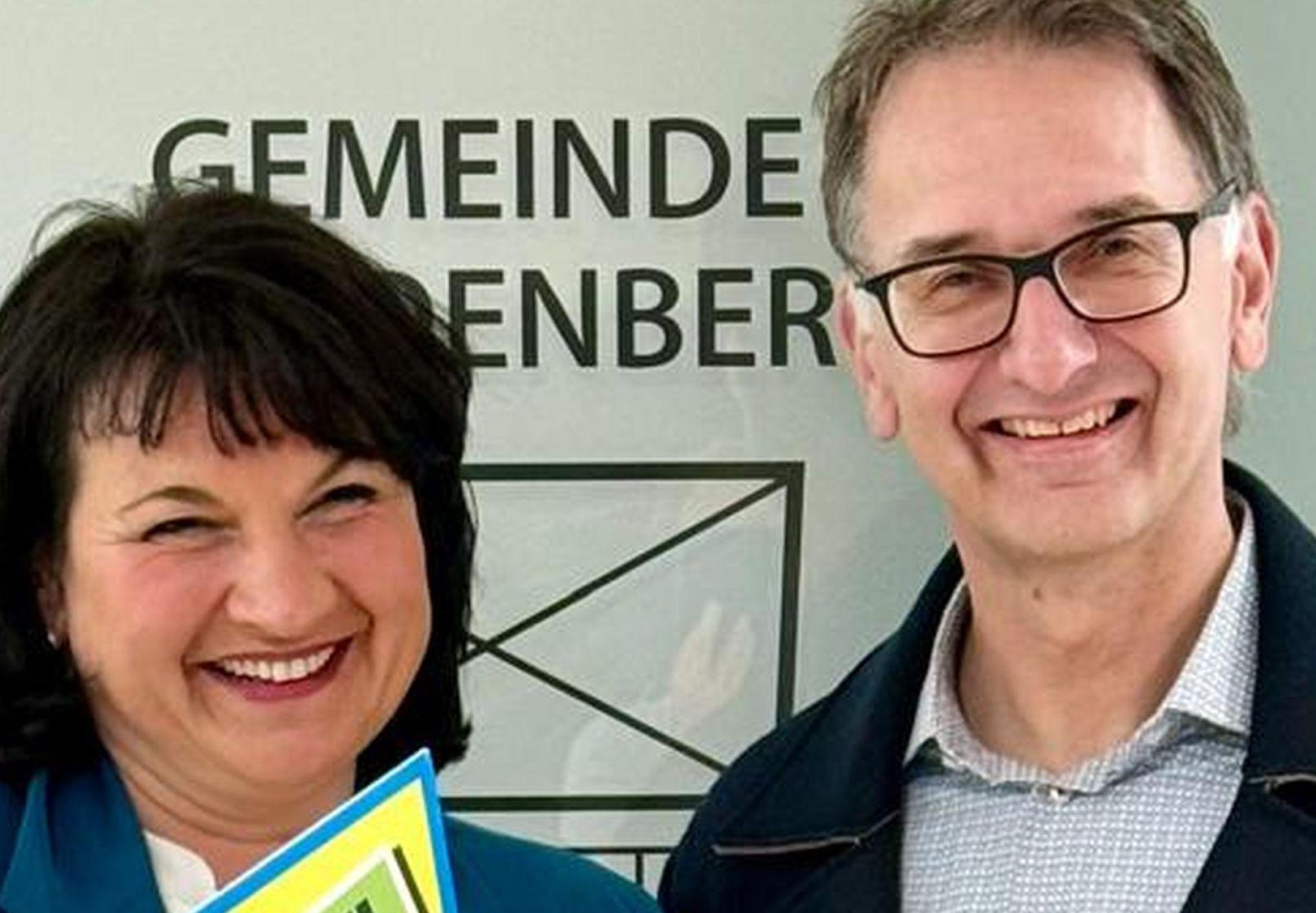 In Freudenberg gibt es eine Stichwahl zwischen Barbara Gerl (CSU) und Reiner Wiedenbauer (Freie Wähler).  (Bild: Alwin Märkl)