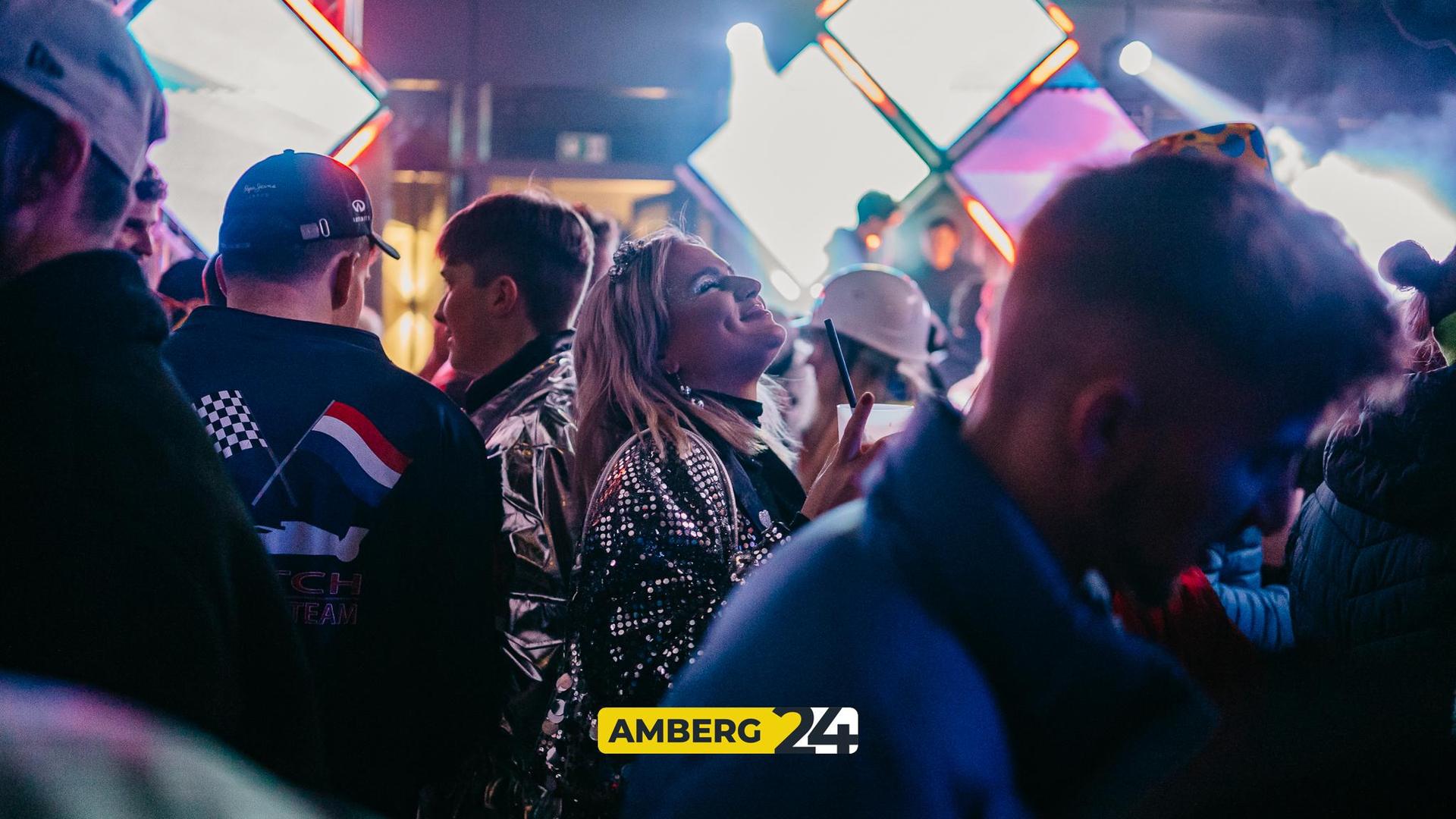 Wie die Hexennacht in den Drei Höfen gefeiert wurde, zeigen die Bilder von Fotograf Mario. (Bild: Mario Donhauser)