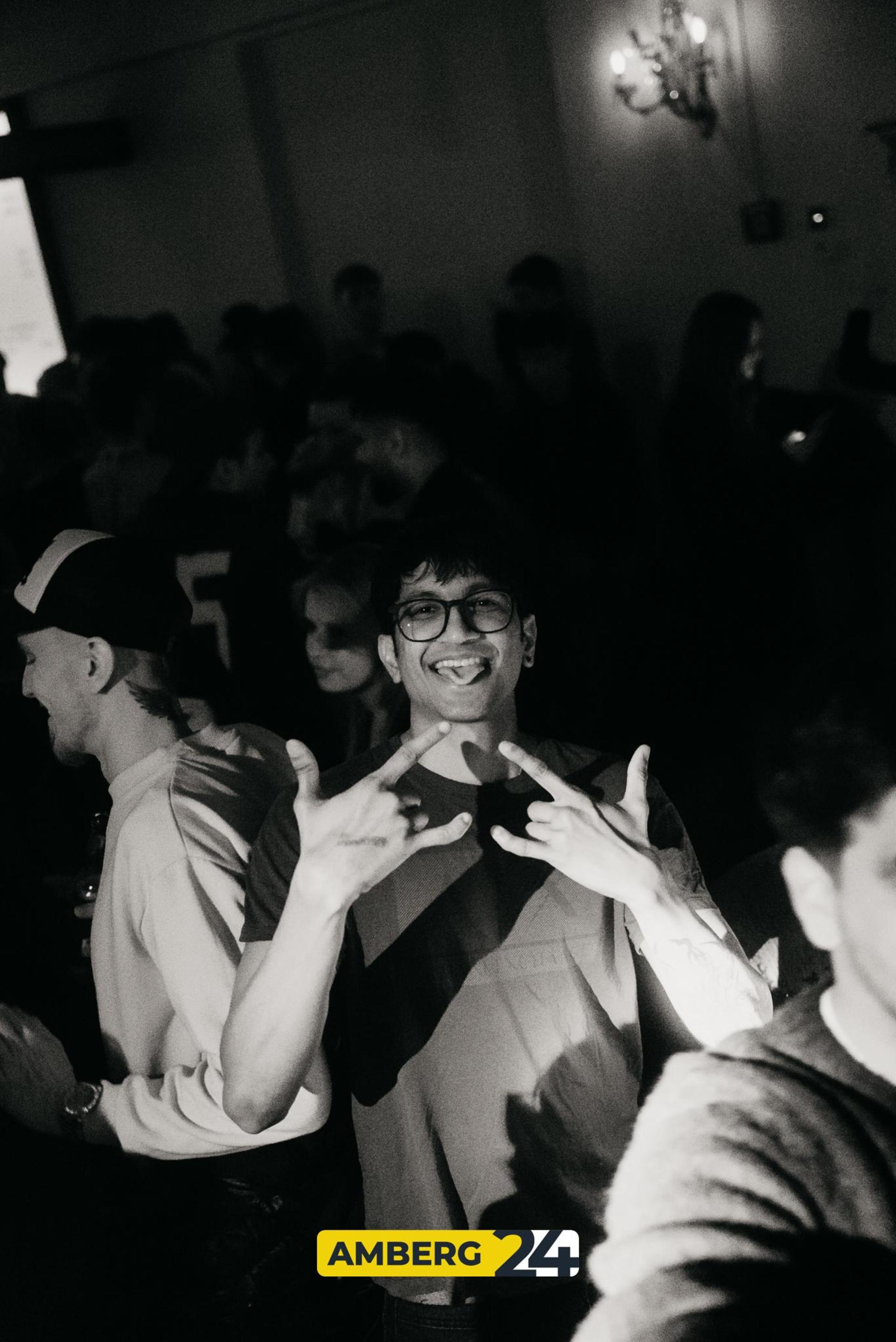 Im Casino-Saal war am Samstag die erste VIBES-Party des Jahres. (Bild: Mario Donhauser)