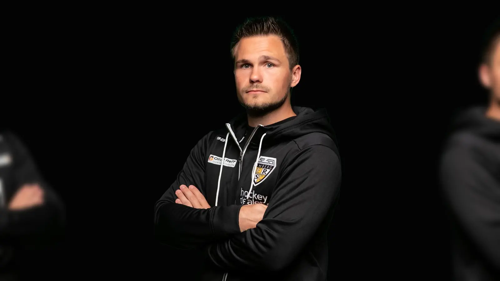 Kevin Schmitt lässt sich nicht von Außen beeinflussen und konzentriert sich weiterhin voll auf das Team. (Bild: ERSC Amberg e.V.)