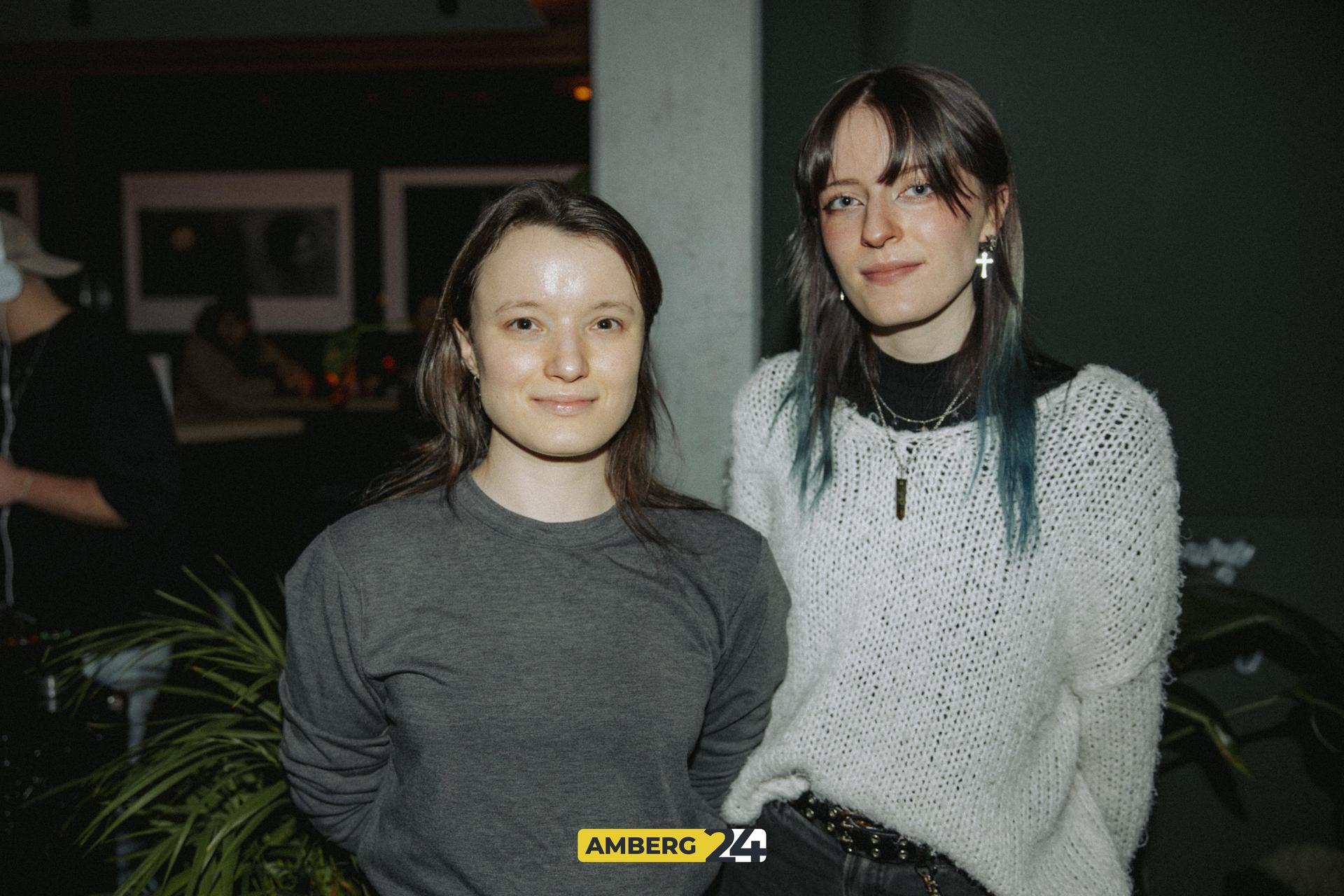 Die Fotoausstellung in der Skybar am Samstag. (Bild: Lolografie)