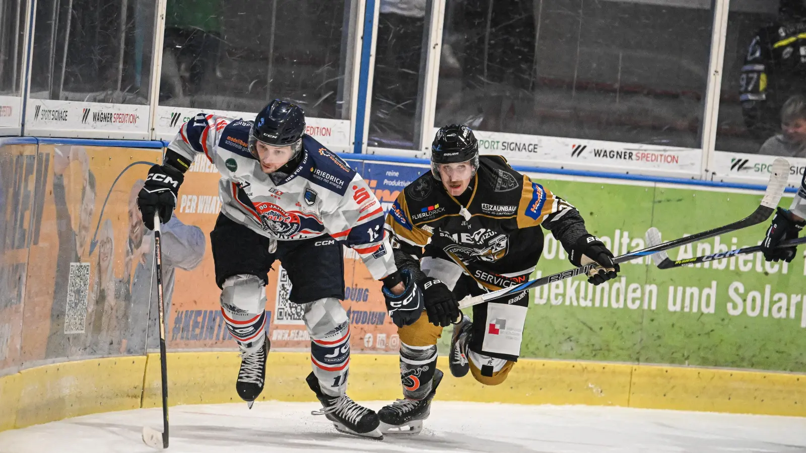 Der ERSC Amberg musste sich in einem Testspiel den Schönheider Wölfen geschlagen geben. (Bild: Jonas Löffler)