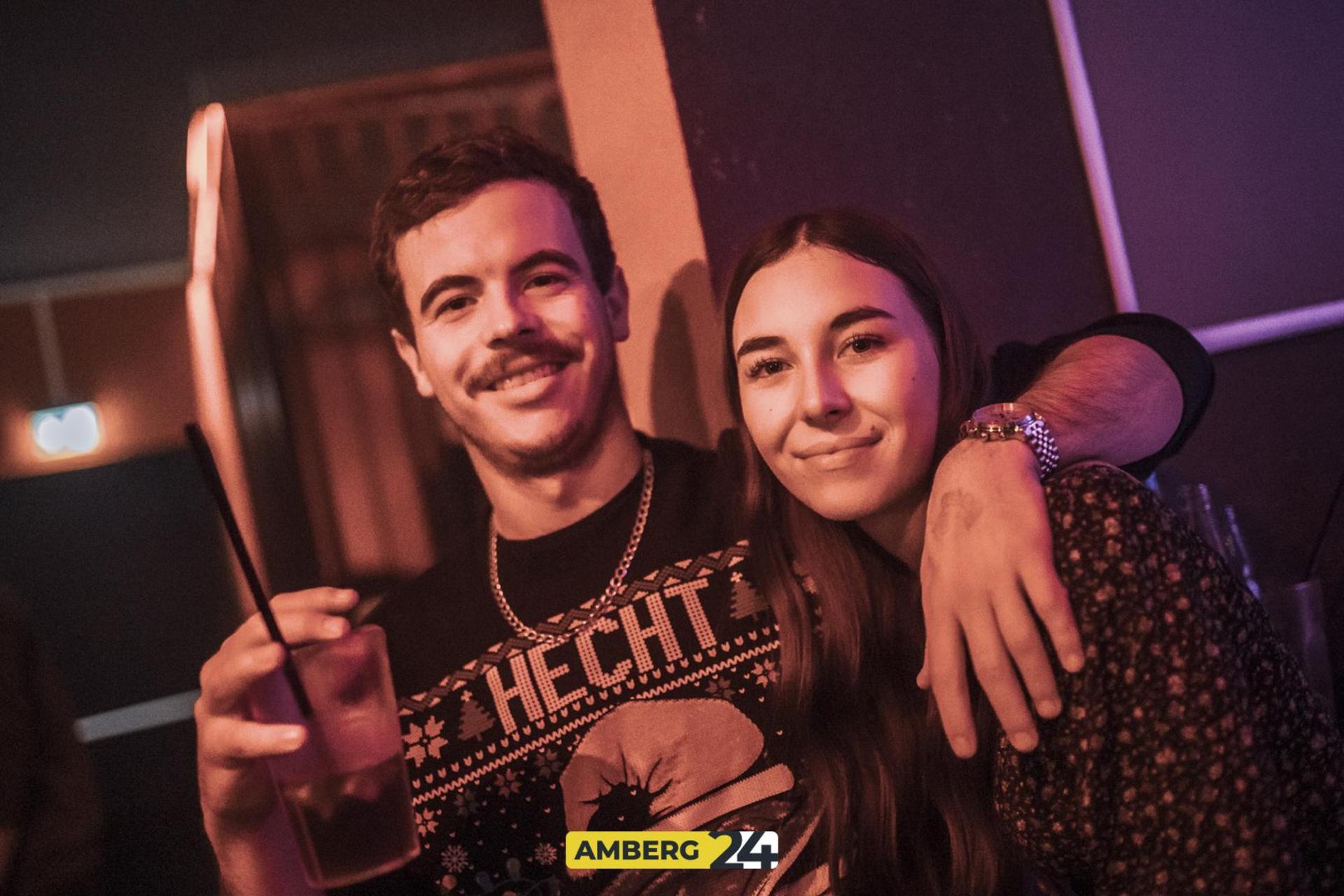 Party am 1. Weihnachtsfeiertag im Happy Rock.  (Bild: Martin Sponsel)