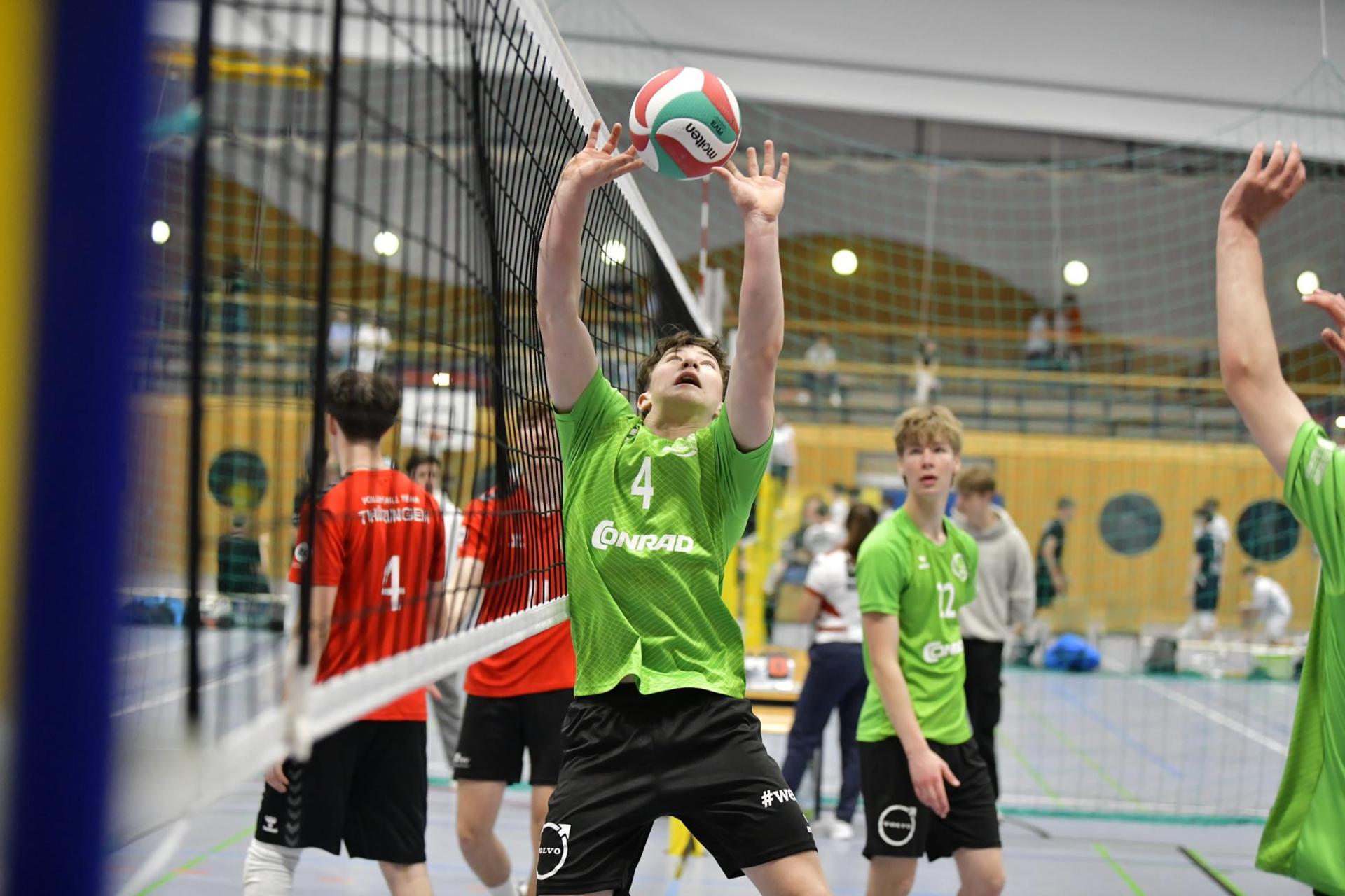 Simon Martin vom VC Amberg in Aktion. (Bild: Hubert Ziegler)