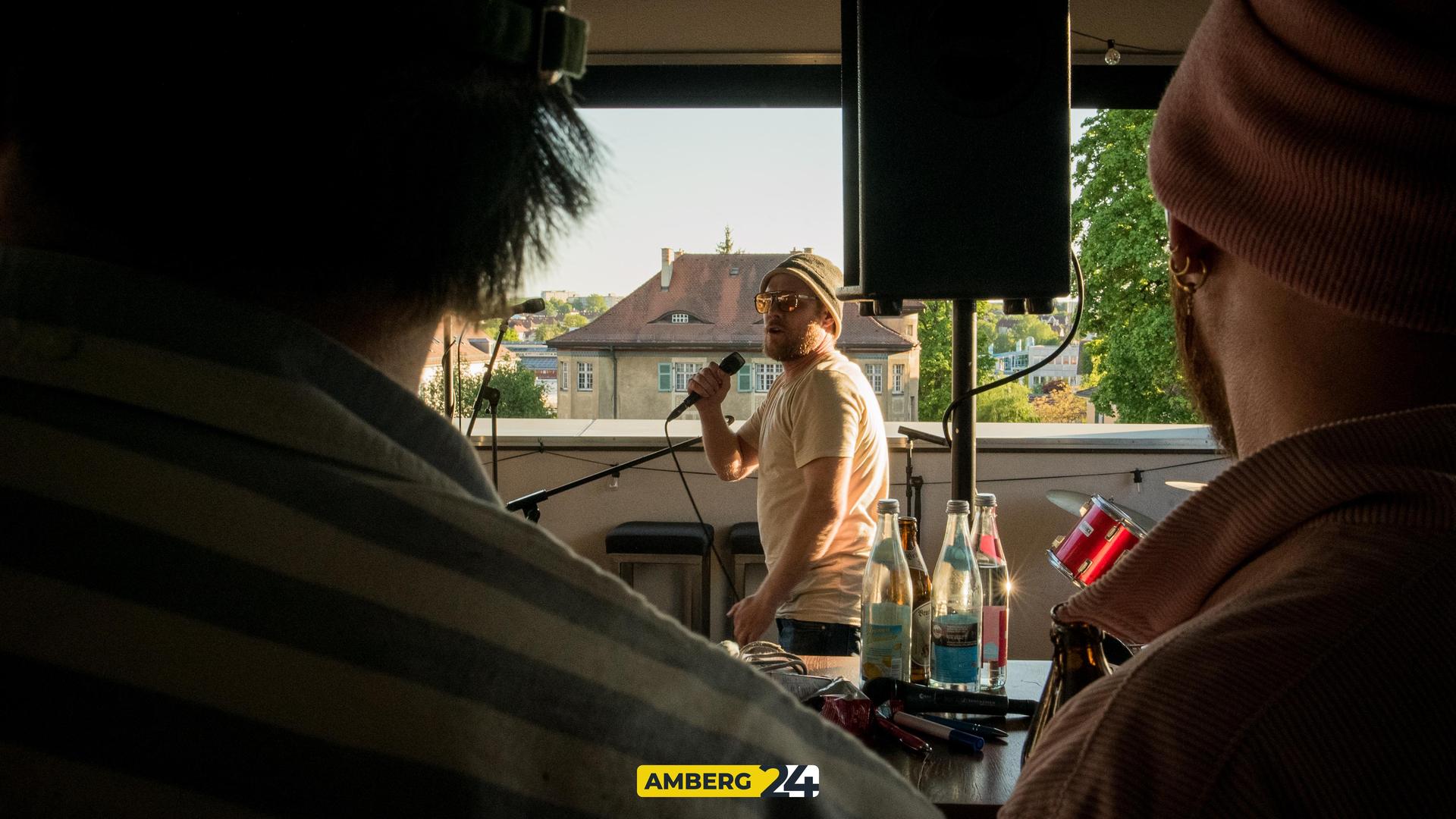 Open-Stage Veranstaltung auf der Cineplex Dachterrasse (Bild: Mario Donhauser)