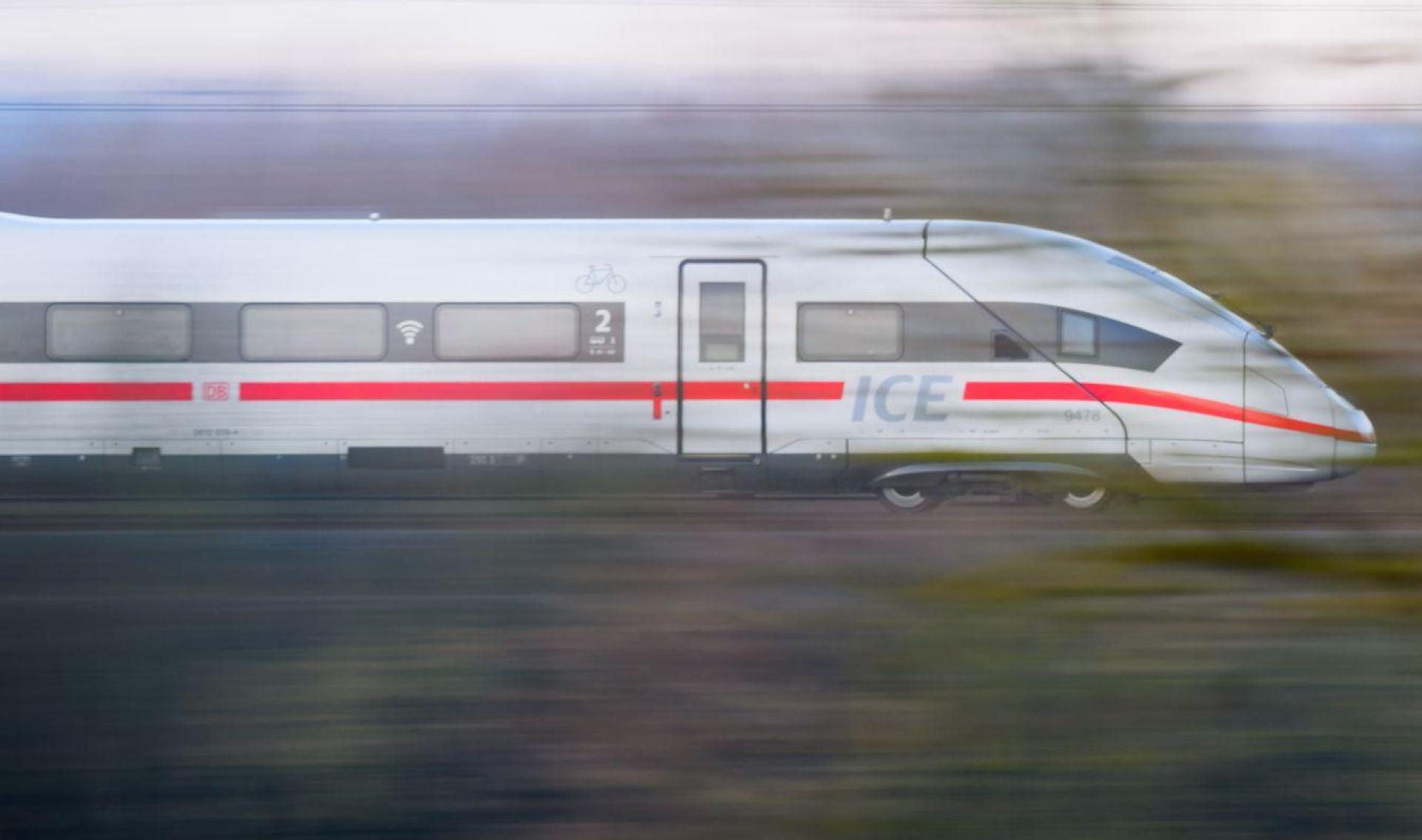 Der geplante Warnstreik fällt aus. (Bild: Julian Stratenschulte/dpa)