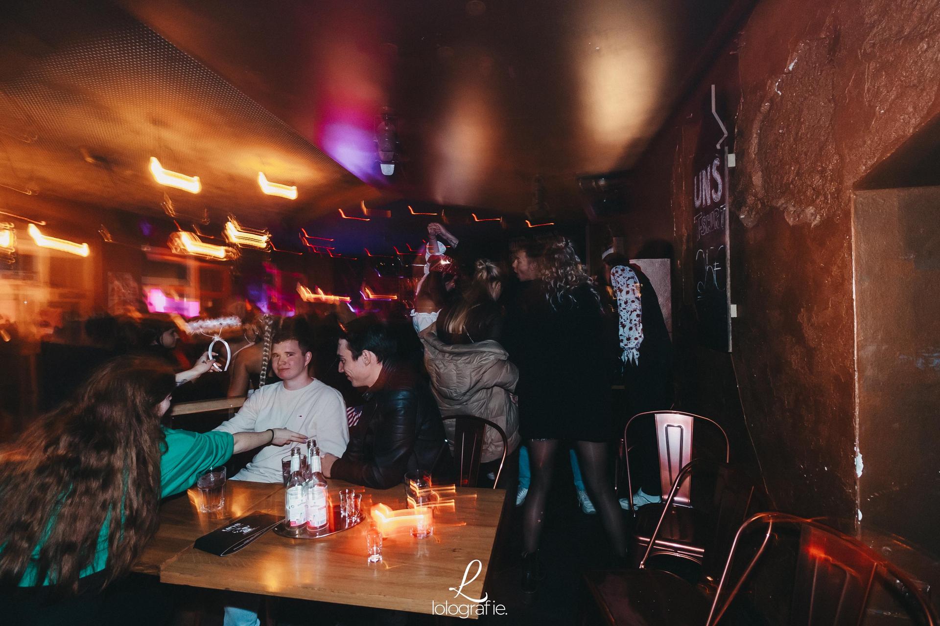 Schaurige Partynacht im UNS. (Bild: Leonie Hartung)