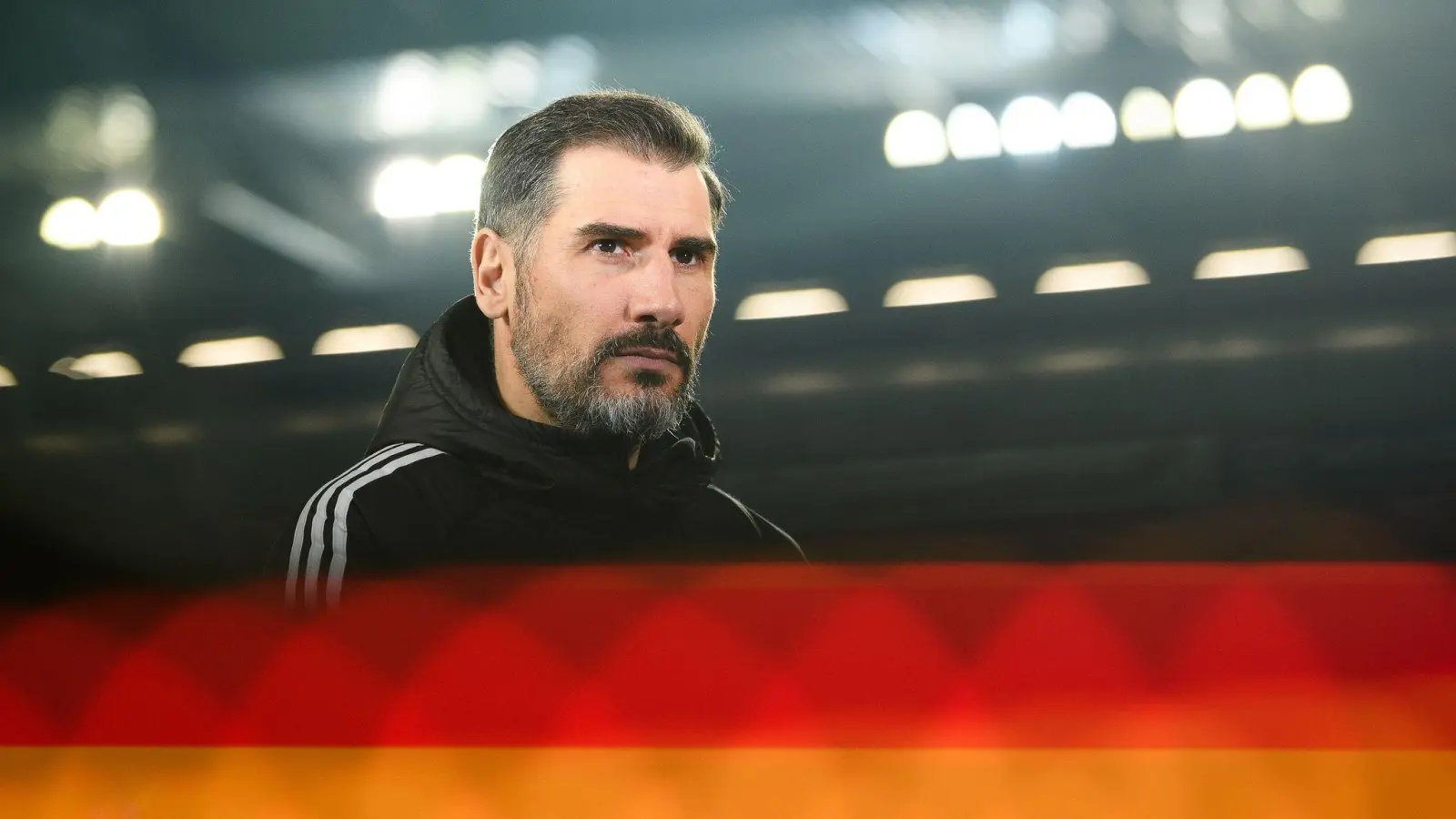 Nürnbergs Trainer Cristian Fiel ist vor dem Spiel im Stadion. (Bild: Swen Pförtner/dpa)