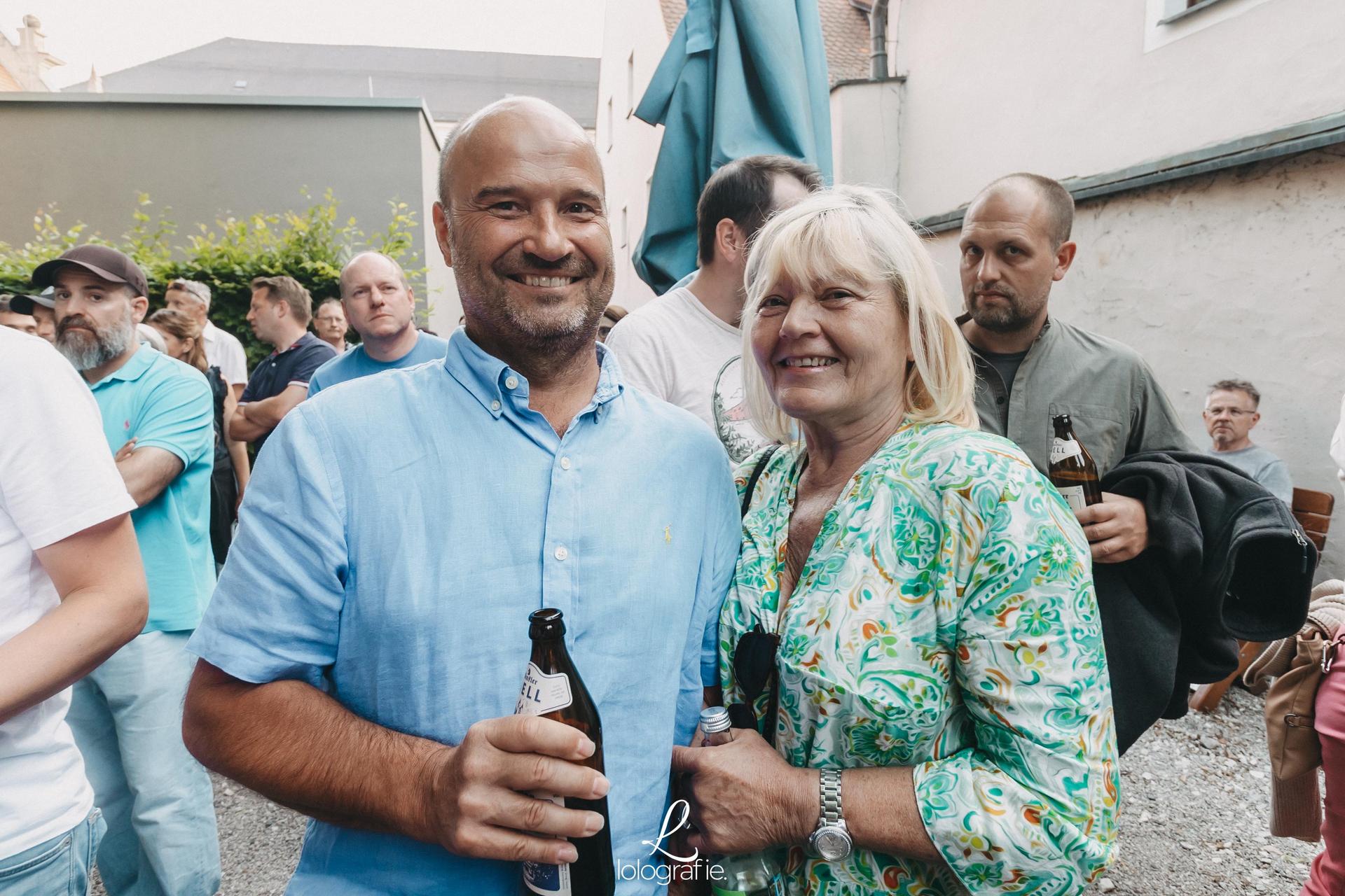 Johnny Gold auf dem Amberger Altstadtfest im Winkler Biergarten. (Bild: Lolografie)