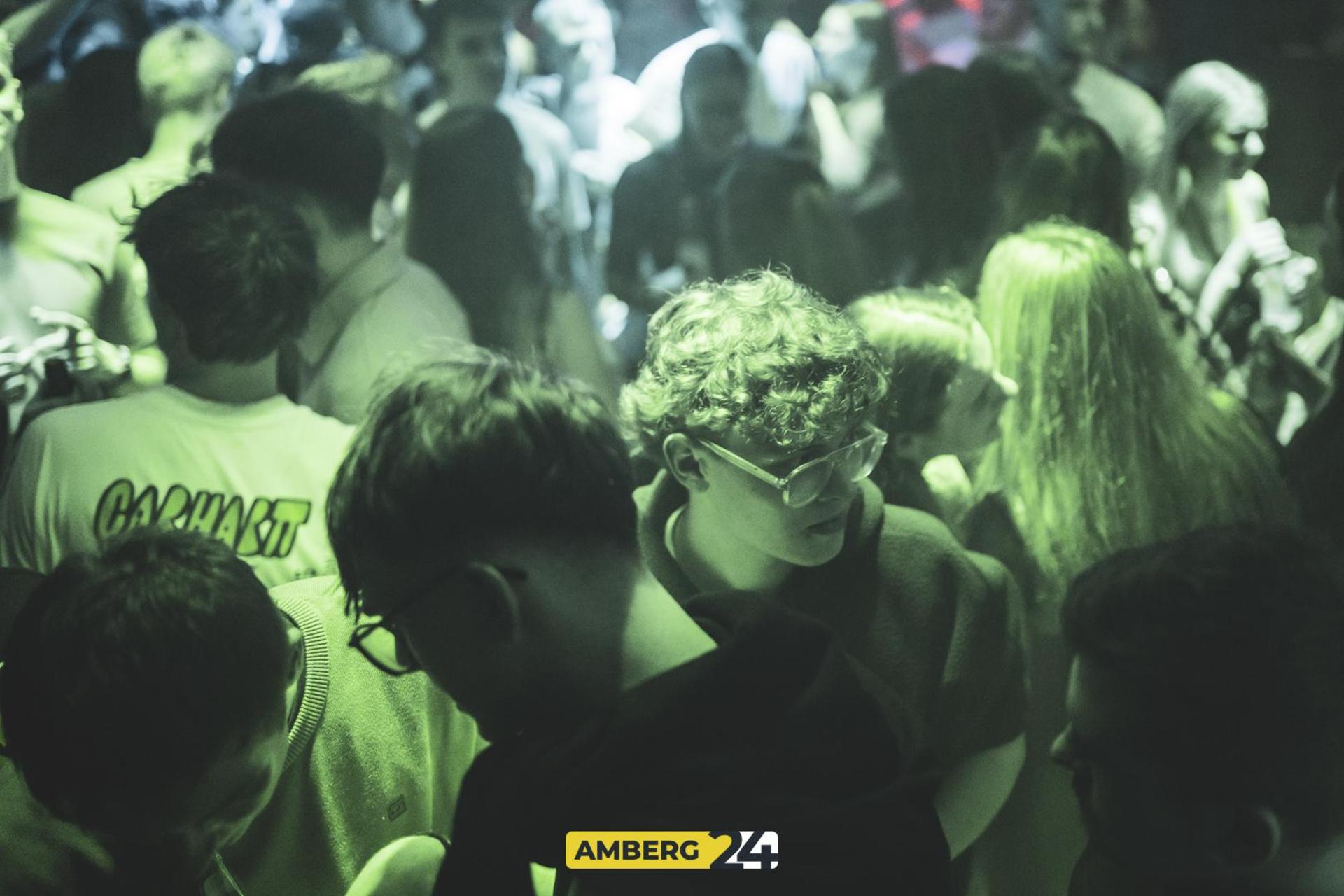 Party am 1. Weihnachtsfeiertag im Happy Rock.  (Bild: Martin Sponsel)