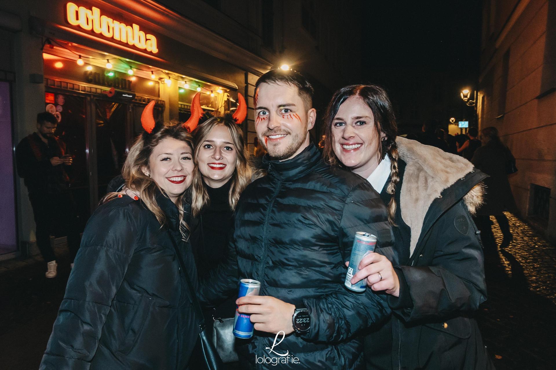 Das Colomba war in der Halloween-Nacht proppenvoll - und geile Verkleidungen gab es auch zu sehen. (Bild: Leonie Hartung)