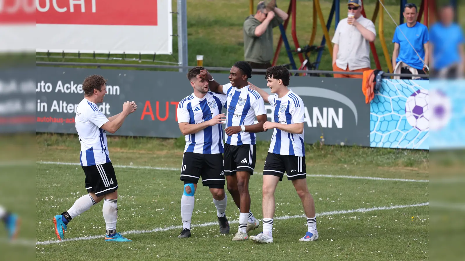Frisch in die Kreisliga Nord aufgestiegen, hat der SV Altenstadt/WN nun die Bezirksliga-Reserve des SV Etzenricht aus dem Toto-Pokal geworfen.  (Archivbild: Dieter Jäschke)