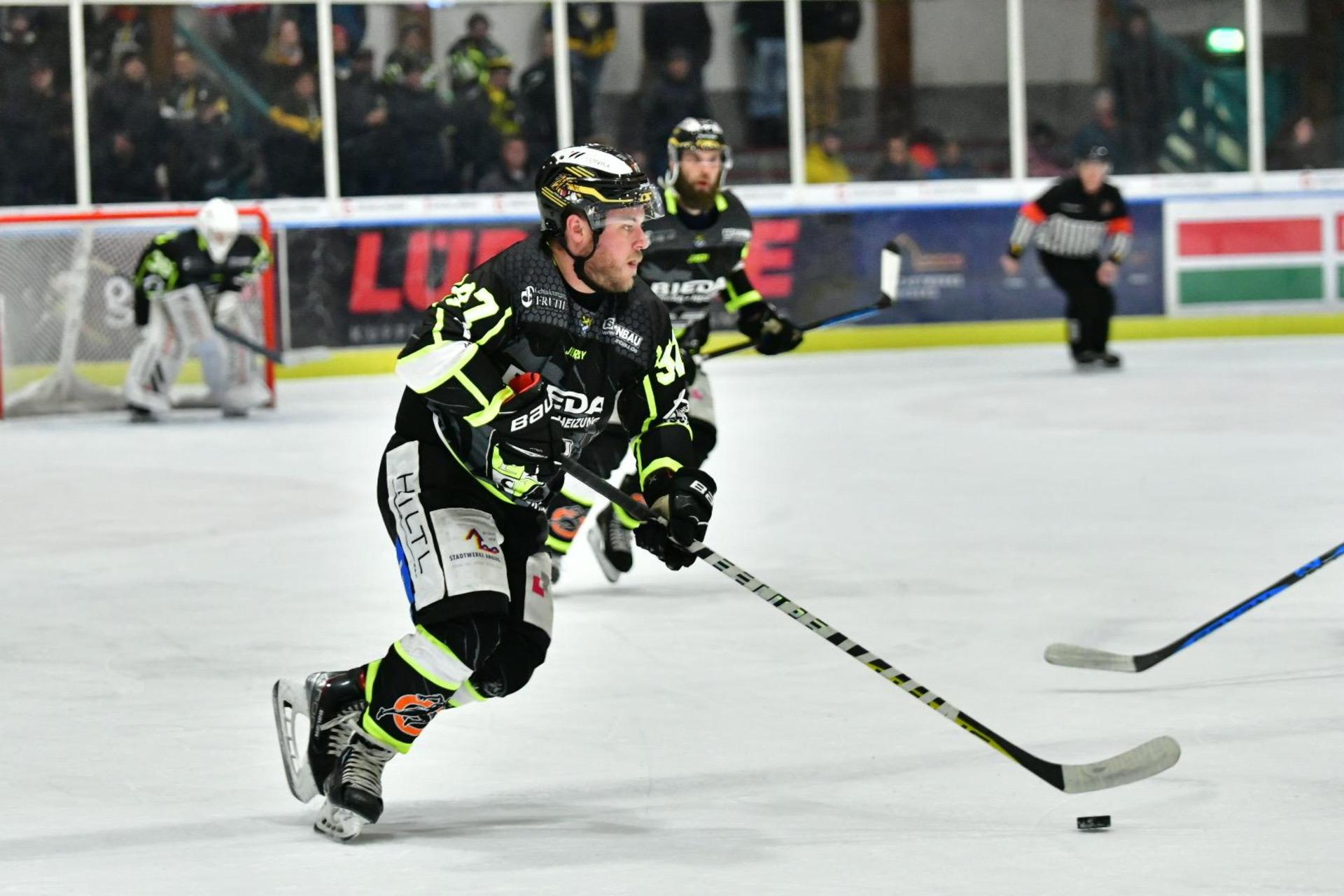 Der ERSC Amberg muss sich dem HC Landsberg mit 2:3 geschlagen geben. (Bild: A.& J. Pastuska)