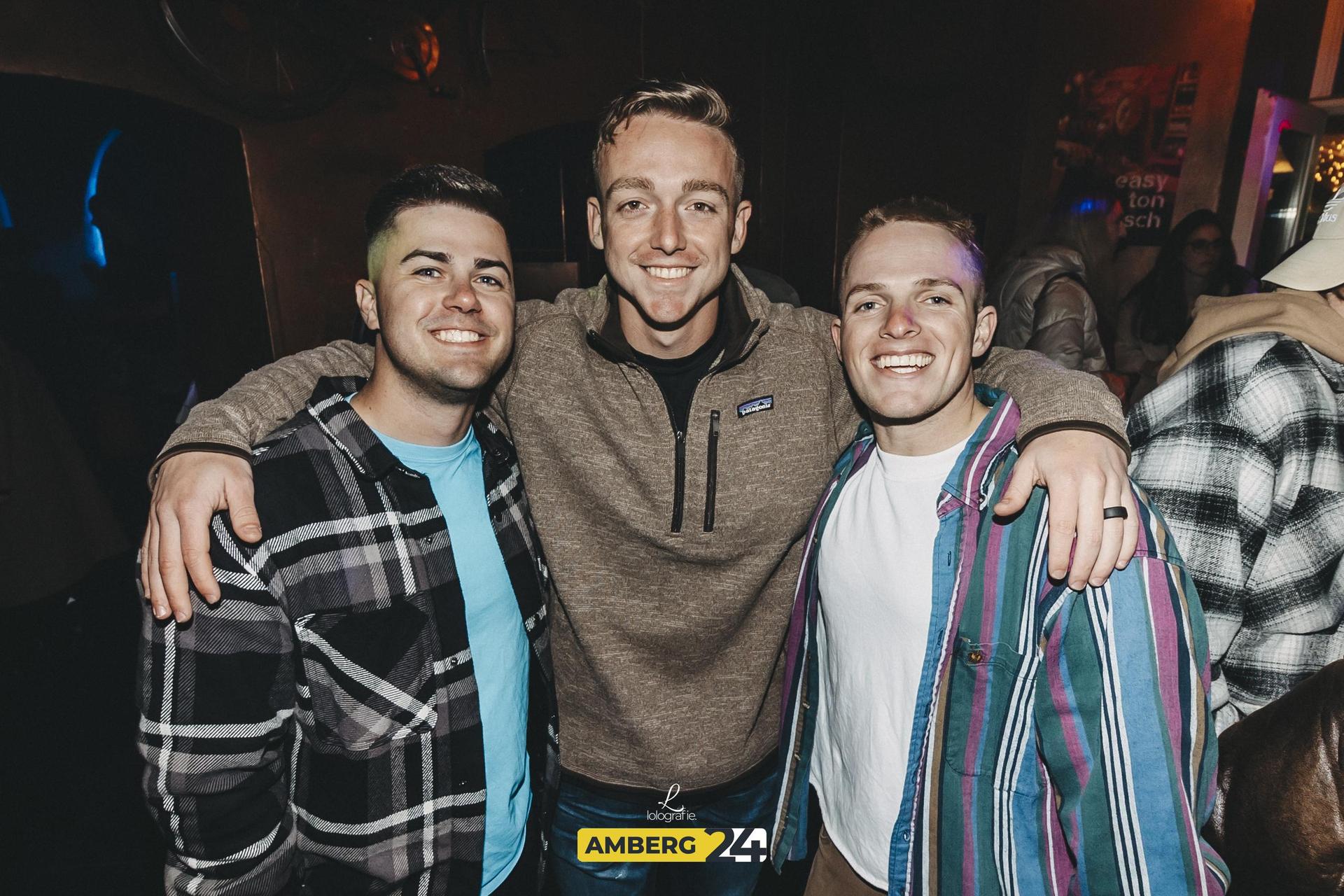 Das Feiern nimmt kein Ende. Batz und „Tanzdirektion Süd” heizten beim Househof ein.  (Bild: Leonie Hartung)