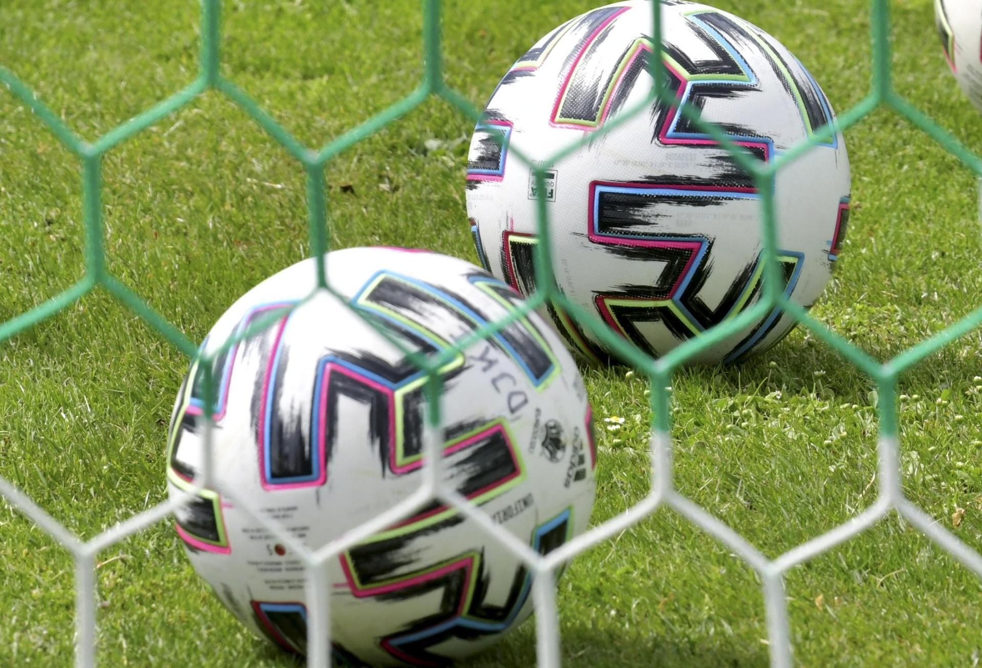 Bei einem Fußballturnier in Erlangen musste die Polizei anrücken. (Symbolbild: Hubert Ziegler)