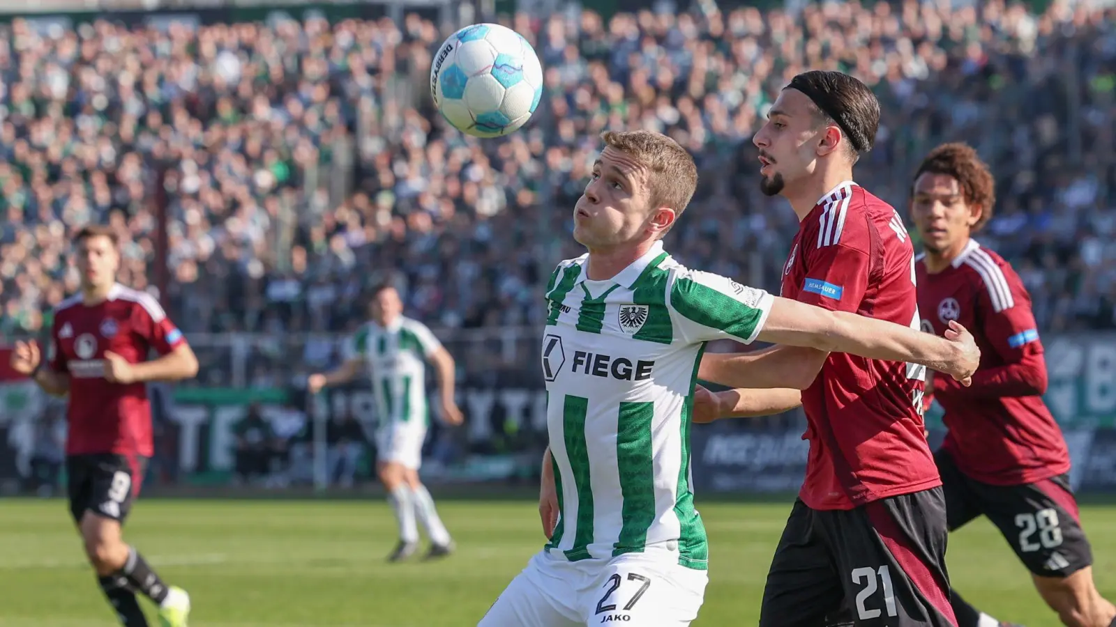 Preußen Münster verliert unglücklich gegen Nürnberg. (Bild: Friso Gentsch/dpa)