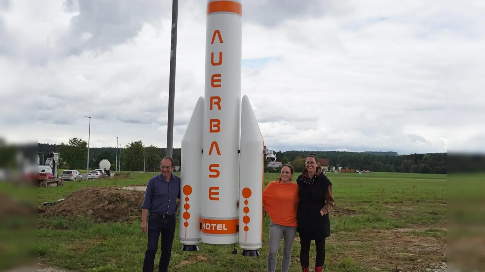 Die Macher des Hotel-Projekts Auerbase (von links): Gerald Stelzer, Karin Müller und Andrea Aichinger (Bild: jma)