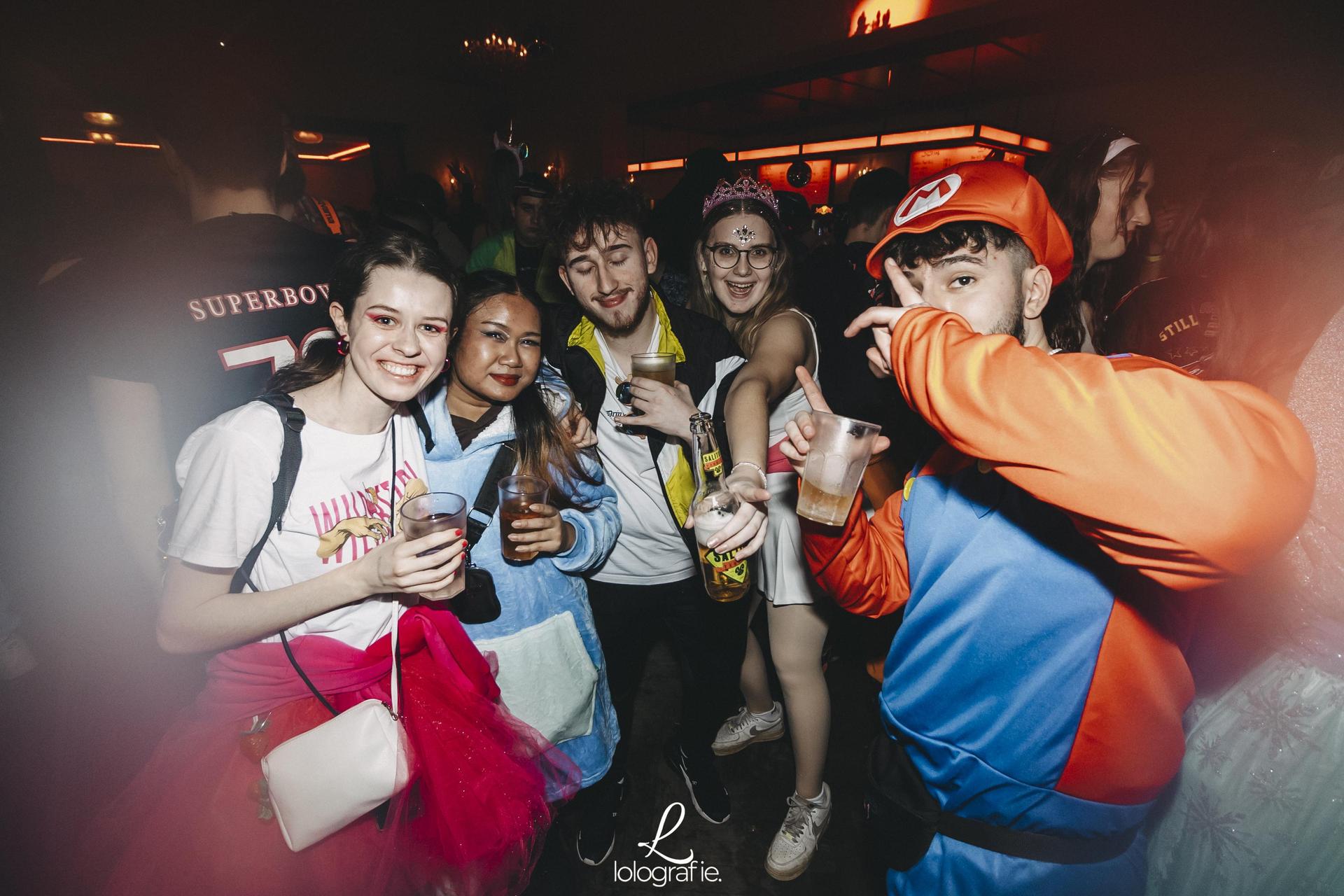 So war Fasching im Casino!  (Bild: Lolografie)