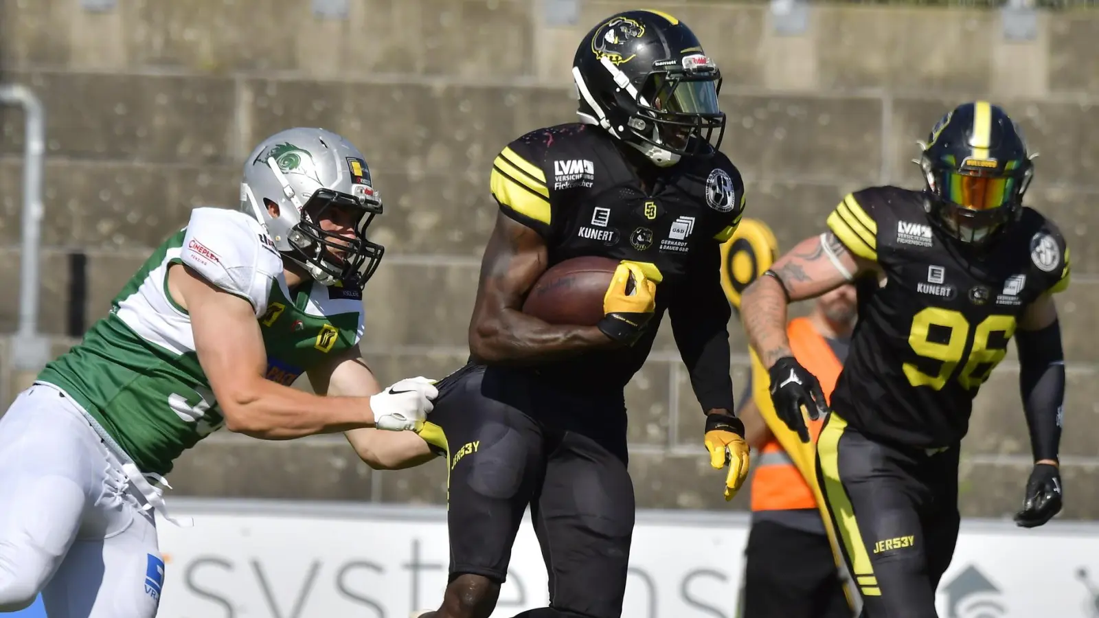 Die Amberg Mad Bulldogs wollen gegen die München Rangers den Vorwärtsgang einlegen. (Archivbild: Hubert Ziegler)