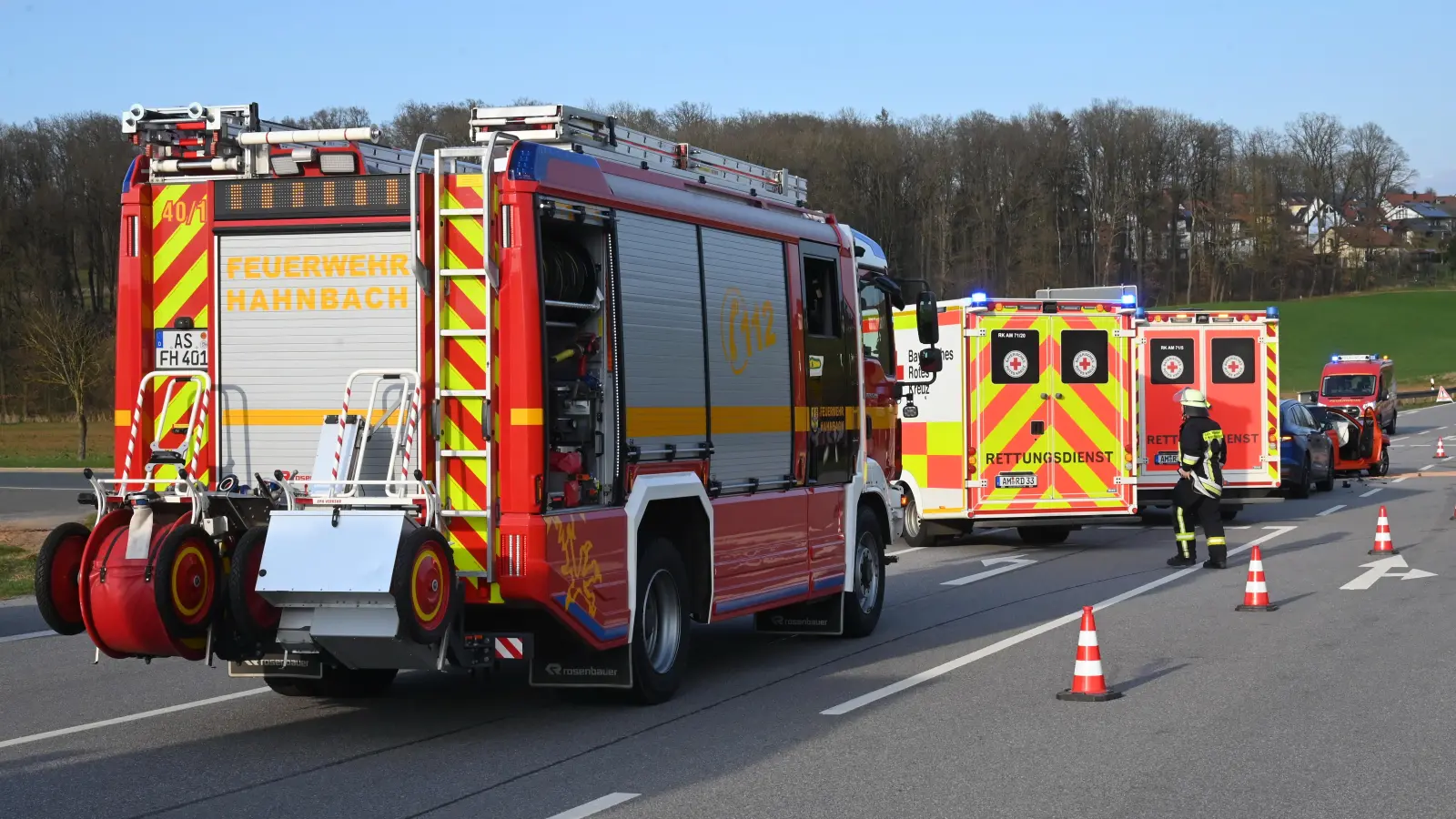 Drei Verletzte gab es am Mittwoch bei einem Unfall mit drei beteiligten Autos auf der B 14 bei Gebenbach. (Bild: gf)