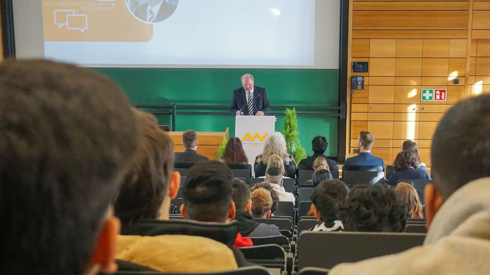 An der OTH Amberg-Weiden haben mehr als 1000 neue Studierende ihr Studium begonnen. (Bild: Hirmer/OTH)