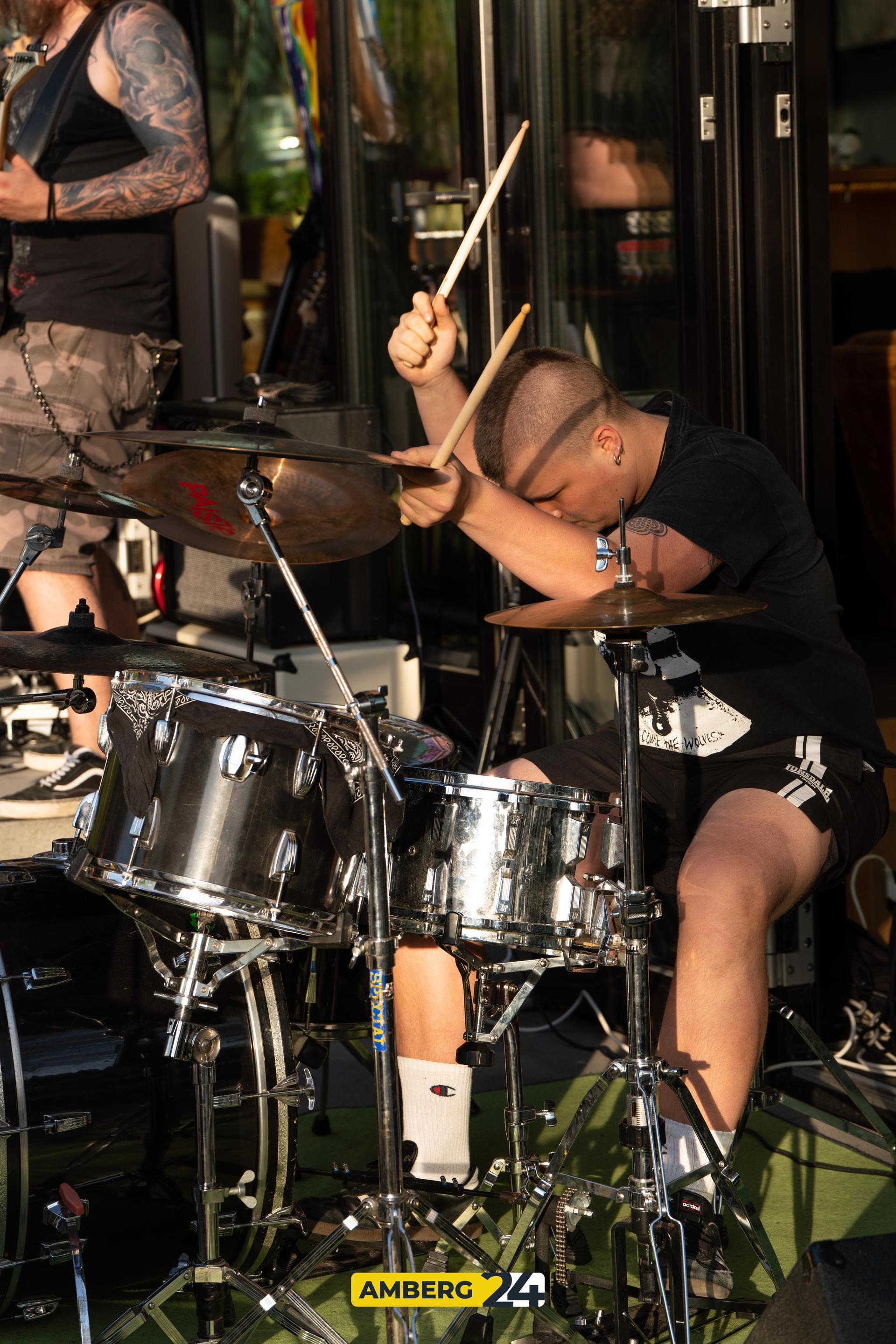 Der Frühling ist zurück und die Open Stage im Amberger Beanery wird ins Freie verlegt.  (Bild: Daniel Geiger)