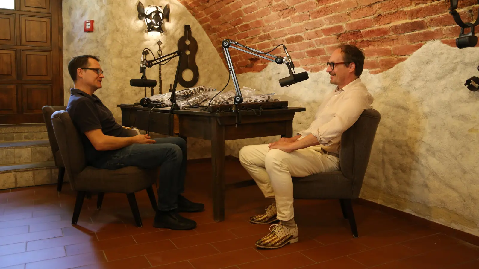 Im Podcast stand der Hotelier Rede und Antwort zum Projekt. (Bild: Mareike Schwab)