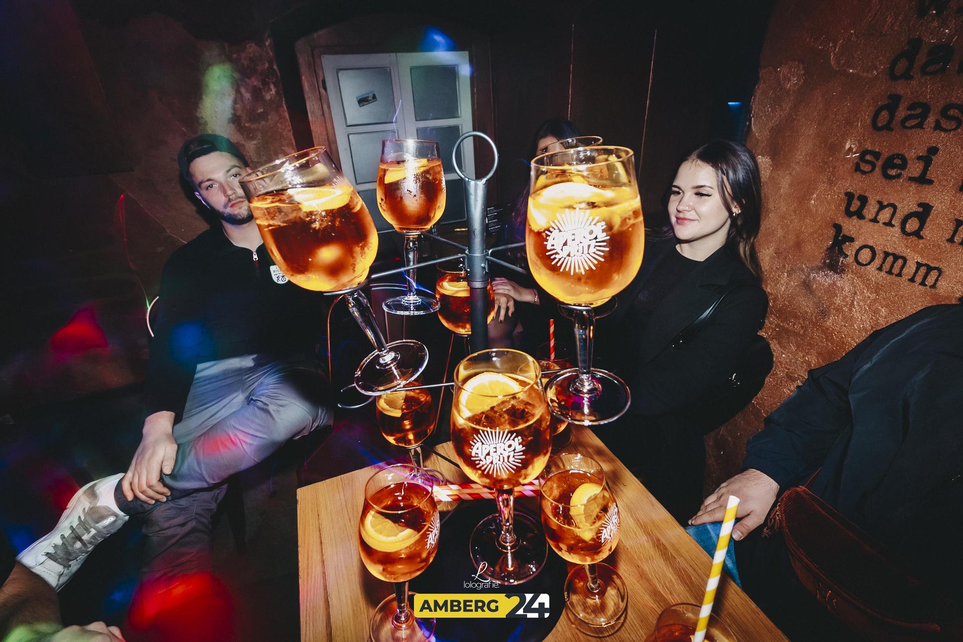 Das Feiern nimmt kein Ende. Batz und „Tanzdirektion Süd” heizten beim Househof ein.  (Bild: Leonie Hartung)