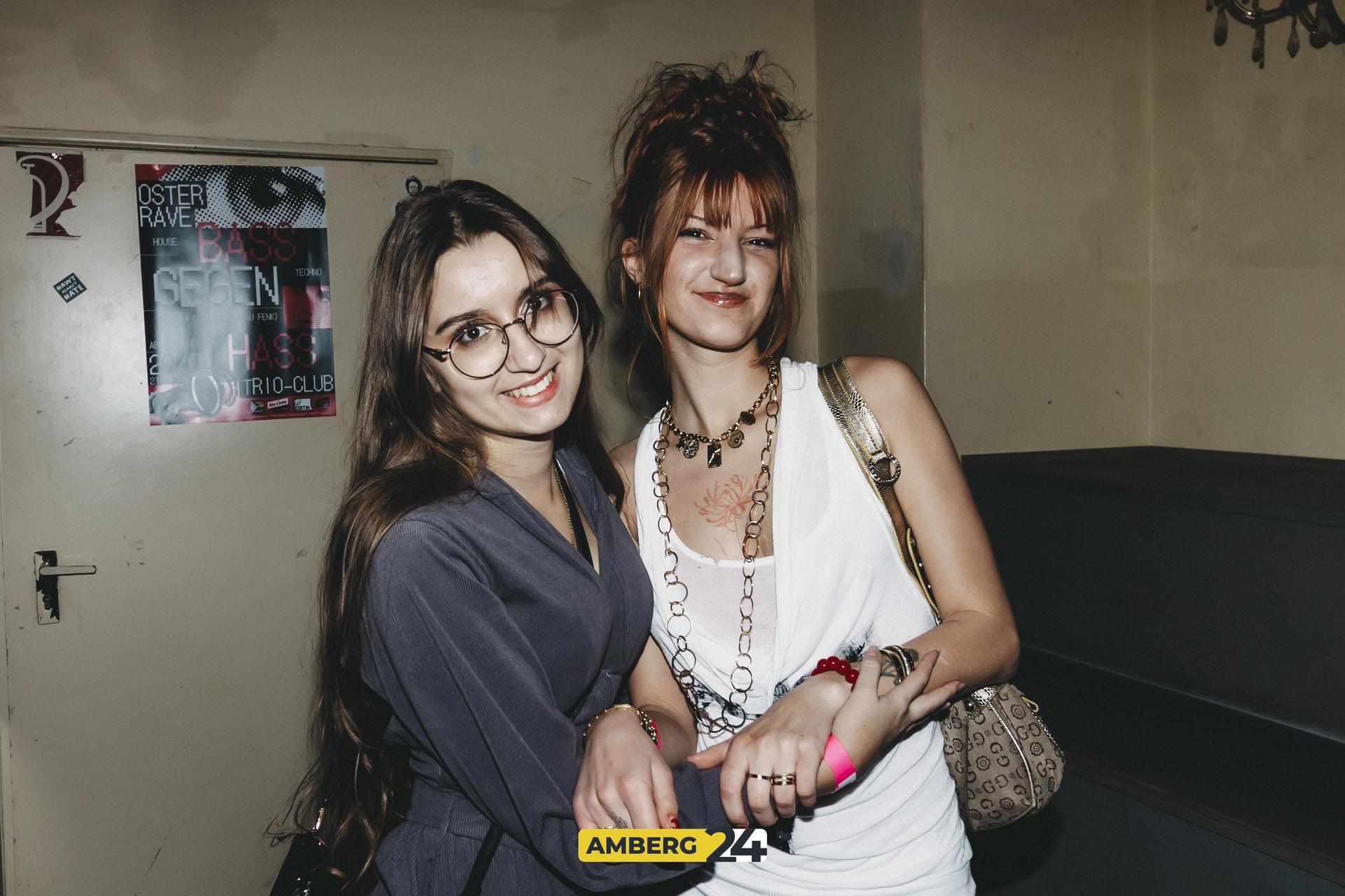 Die FOS/BOS hat zur Q-Party ins Casino eingeladen. Das sind die Bilder.  (Bild: Lolografie)