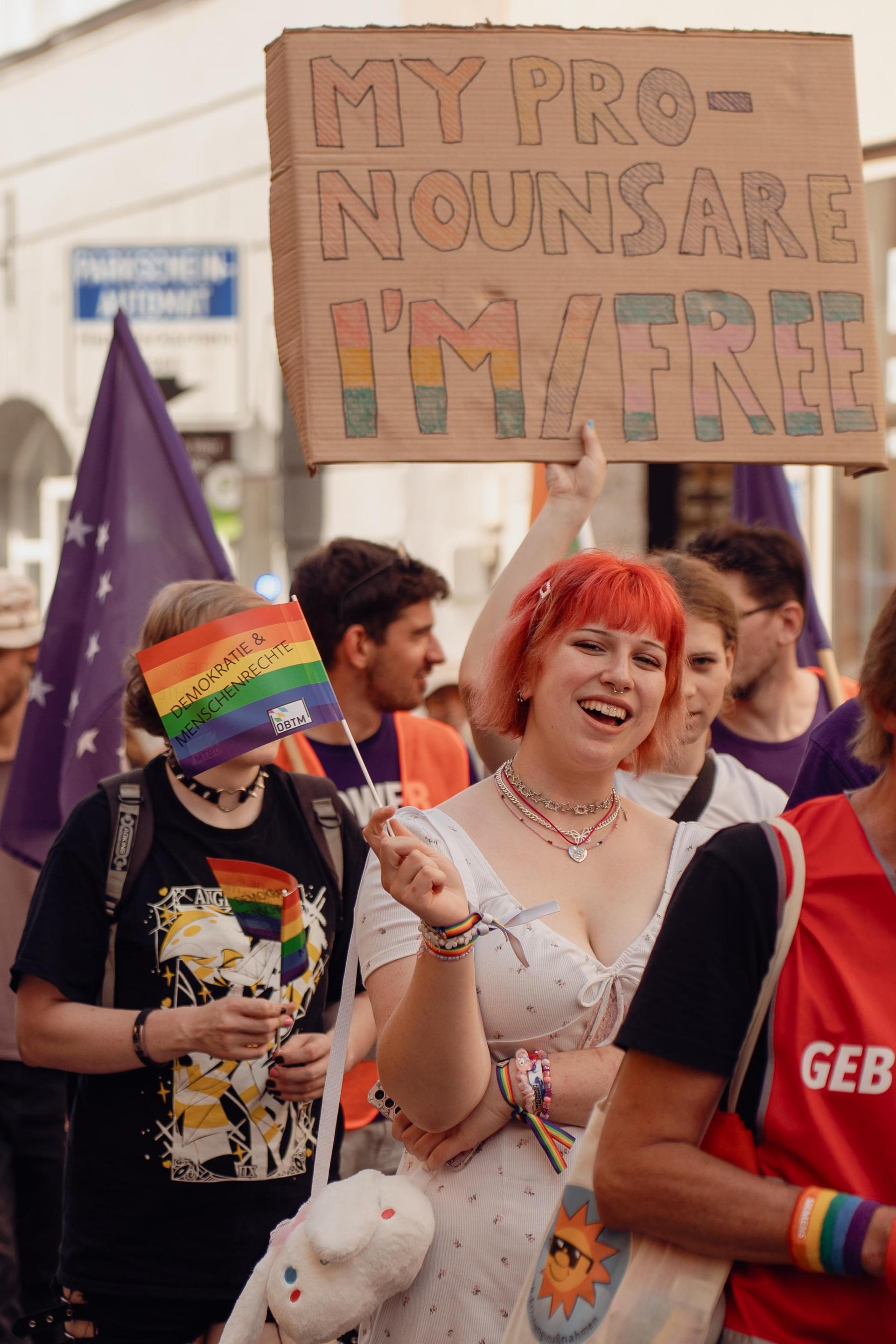 Das war beim Amberger CSD-Demozug am Samstag los. (Bild: Ria Schmidt)