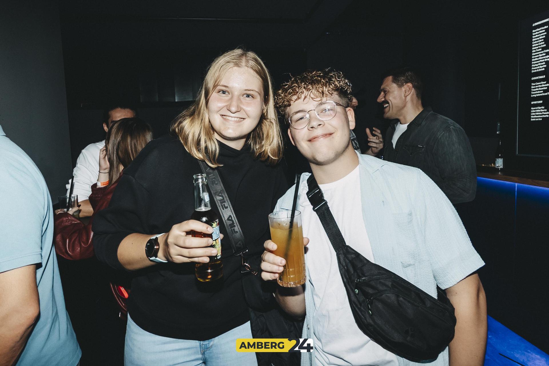 Amberg tanzt im Cave 2025! (Bild: Lolografie)