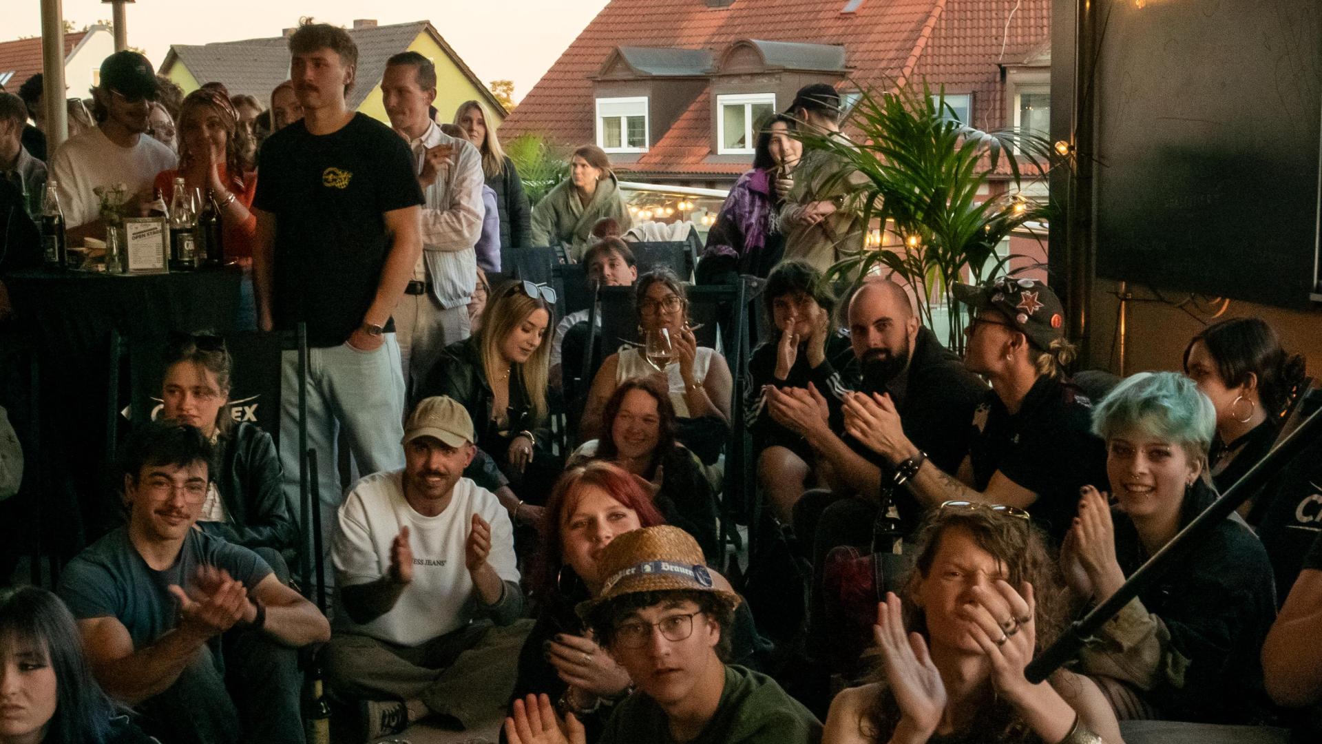 Open-Stage Veranstaltung auf der Cineplex Dachterrasse (Bild: Mario Donhauser)
